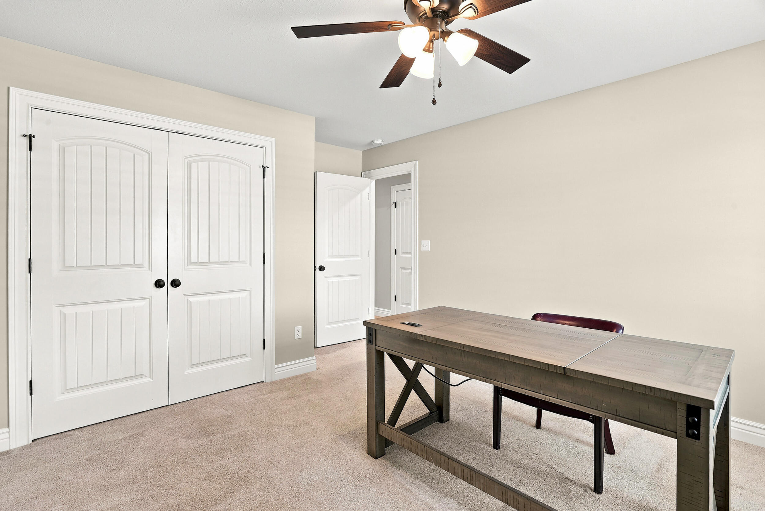 1004 Shore Acres Loop Property Photo 28
