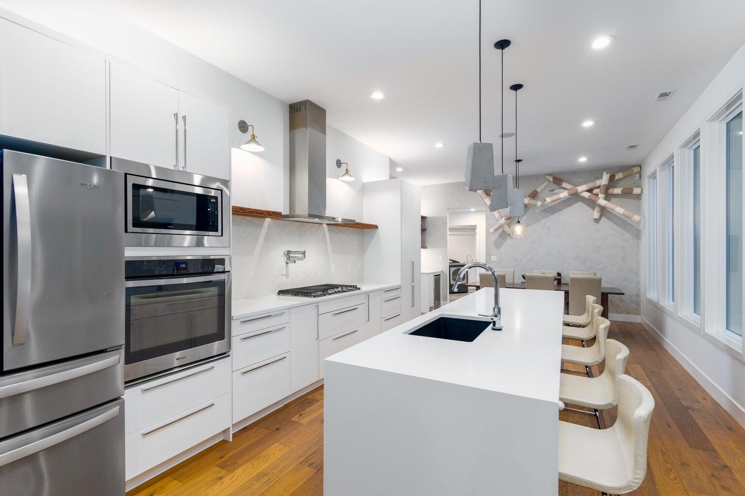 609 Black Wolf Property Photo 3