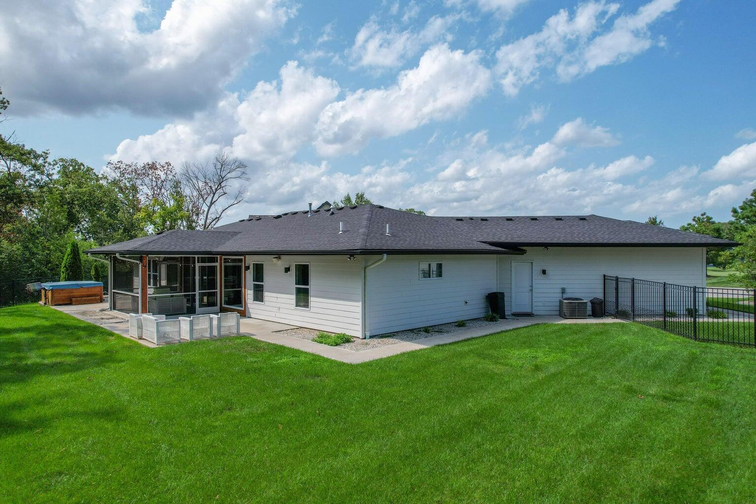 609 Black Wolf Property Photo 27