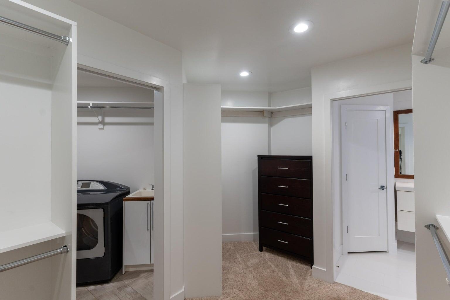 609 Black Wolf Property Photo 32