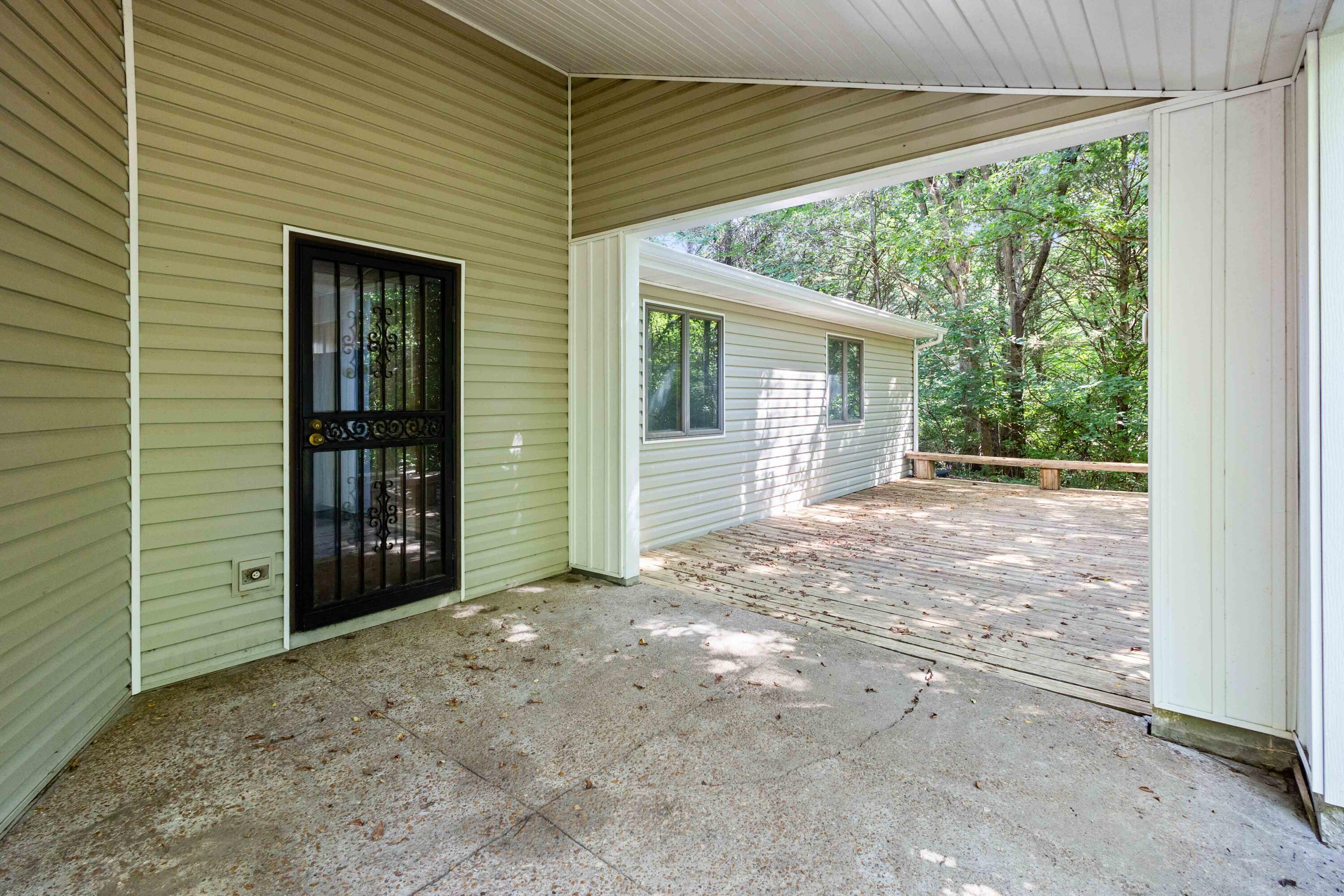 4802 N Roemer Rd Property Photo 4