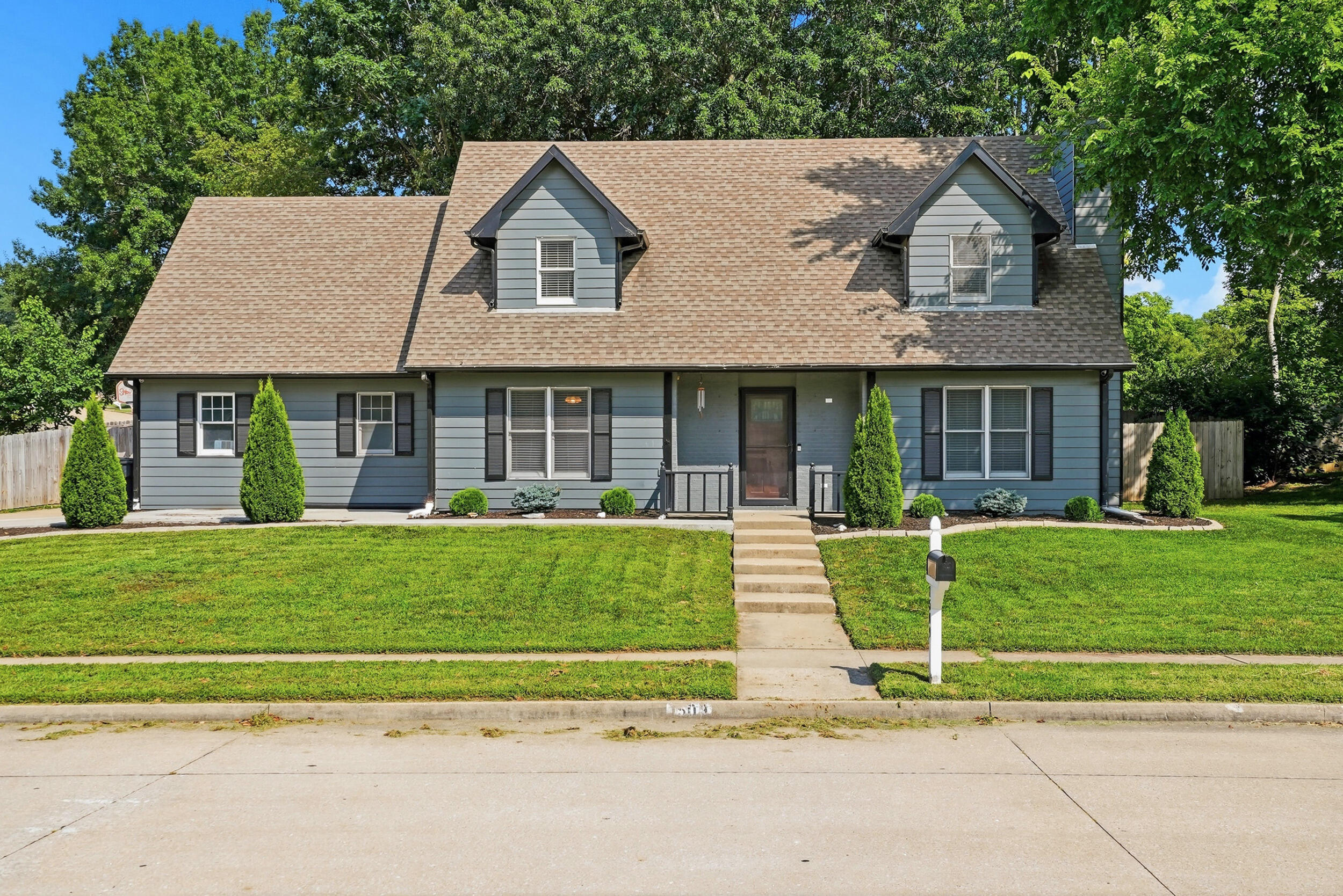 1509 Secretariat Dr Property Photo 2