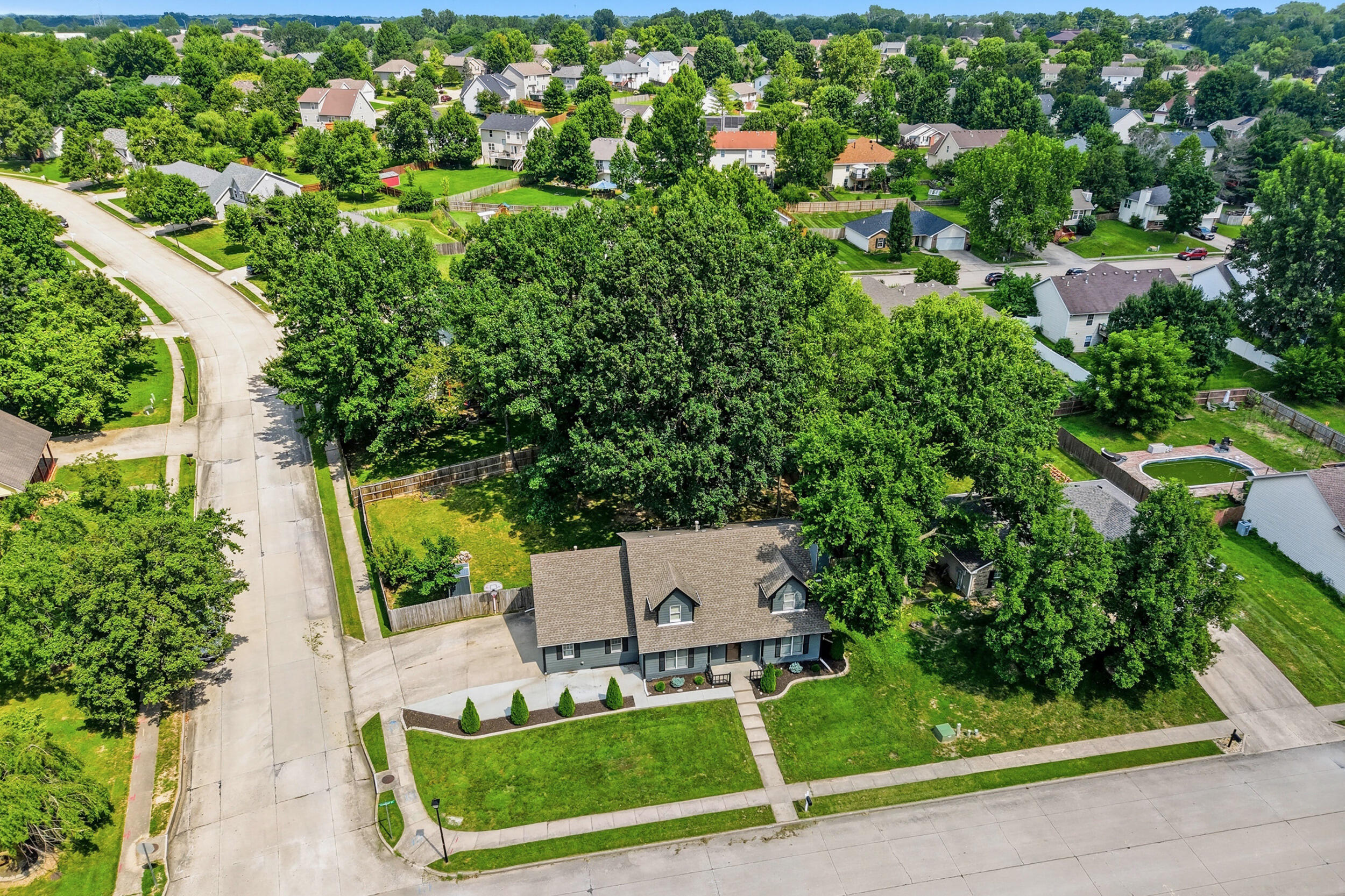 1509 Secretariat Dr Property Photo 41