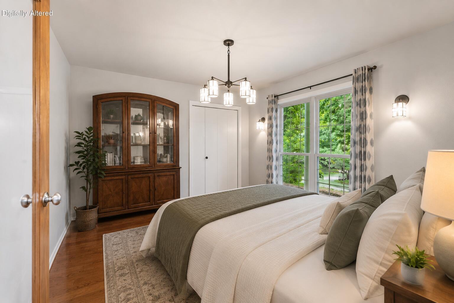 1019 Harvard Property Photo 10
