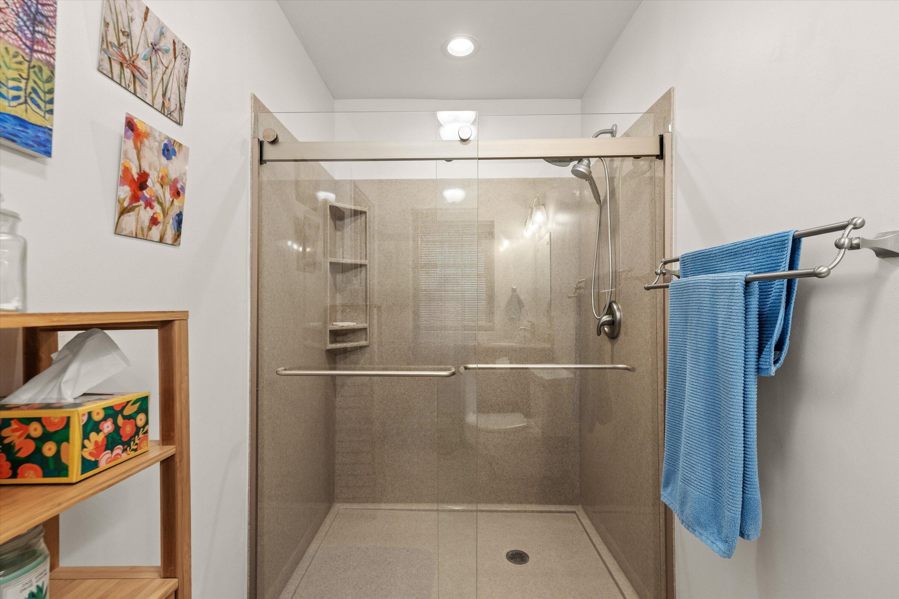1019 Harvard Property Photo 29