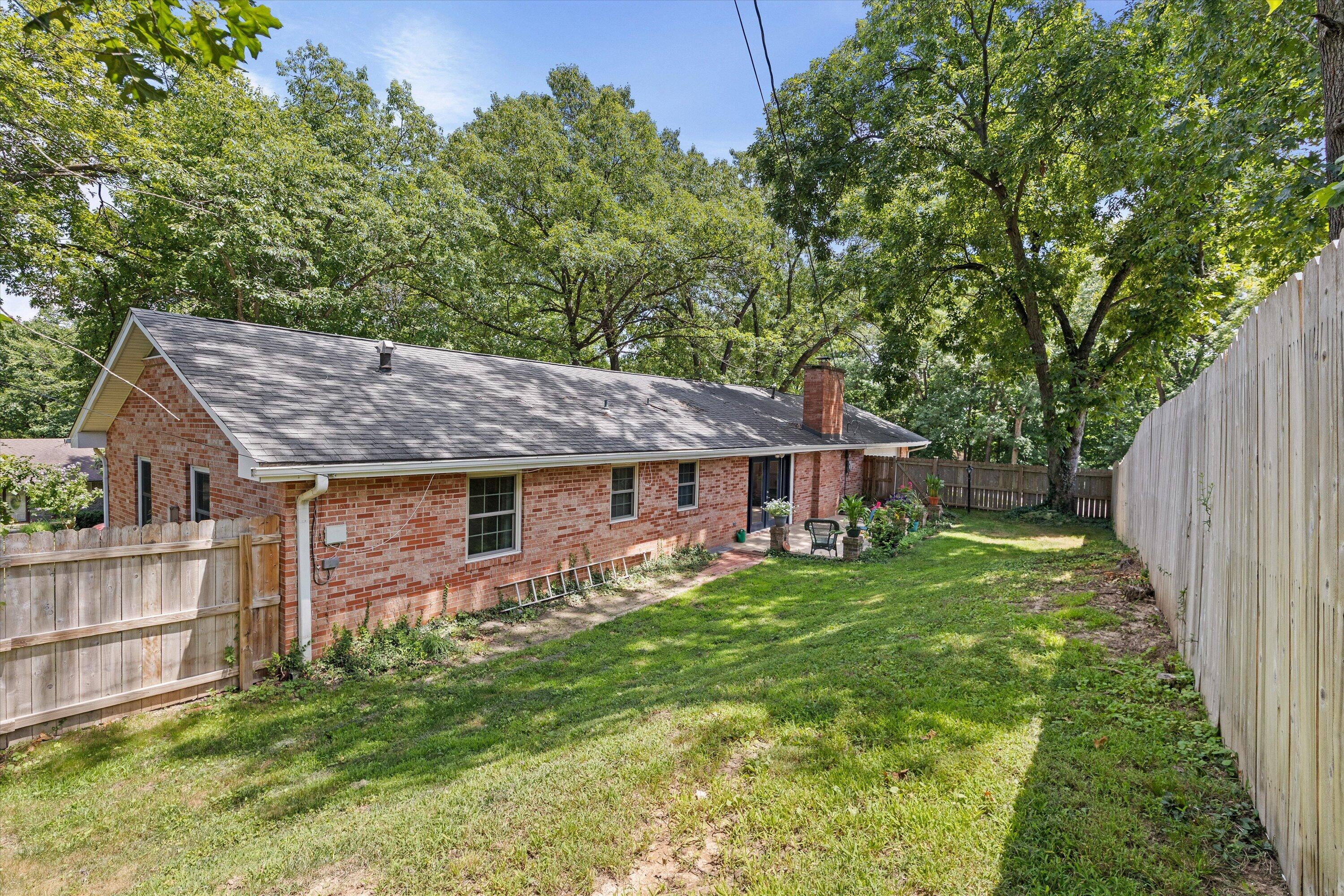 1019 Harvard Property Photo 36