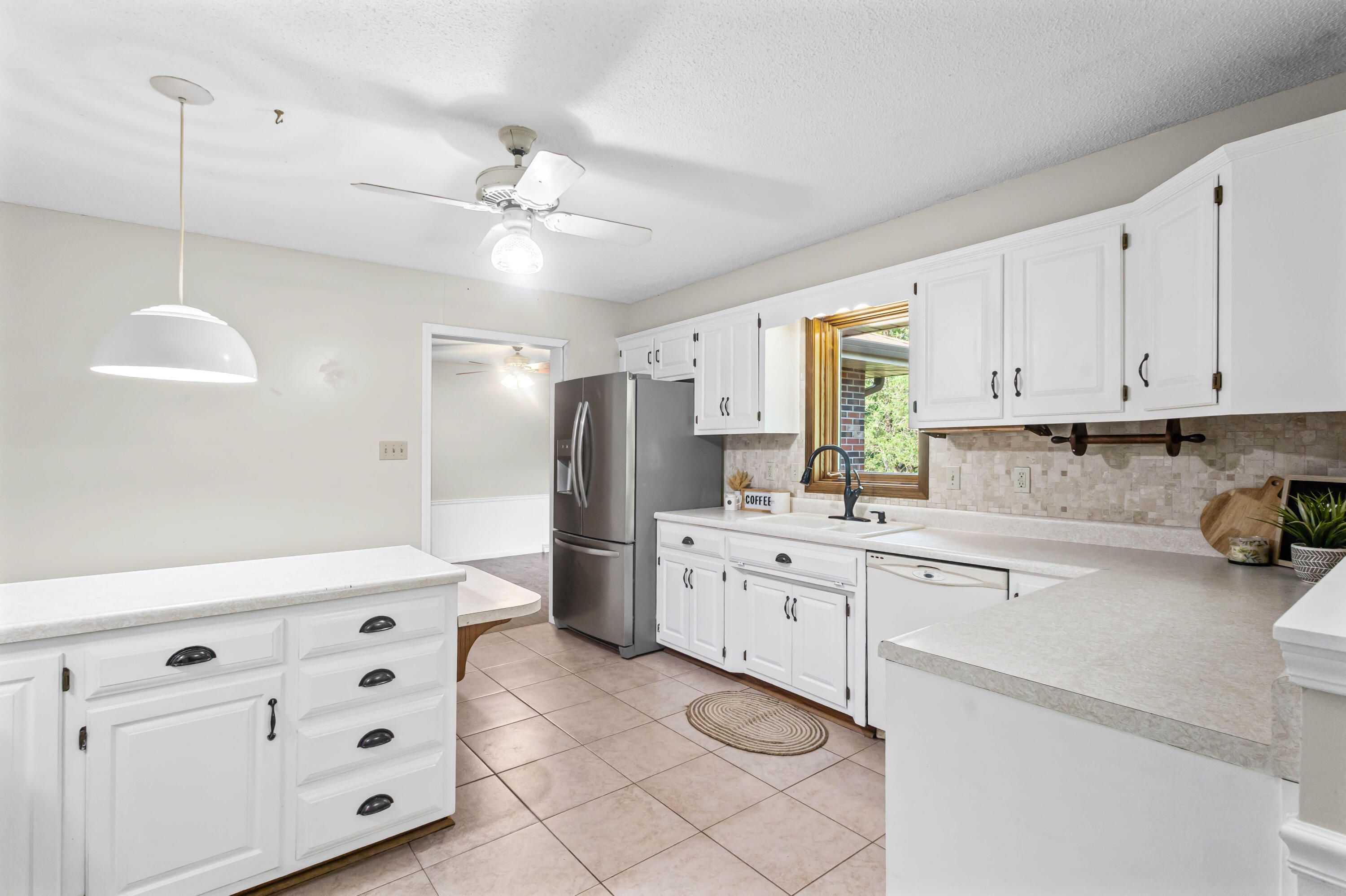 2182 S El Centro Ct Property Photo 16