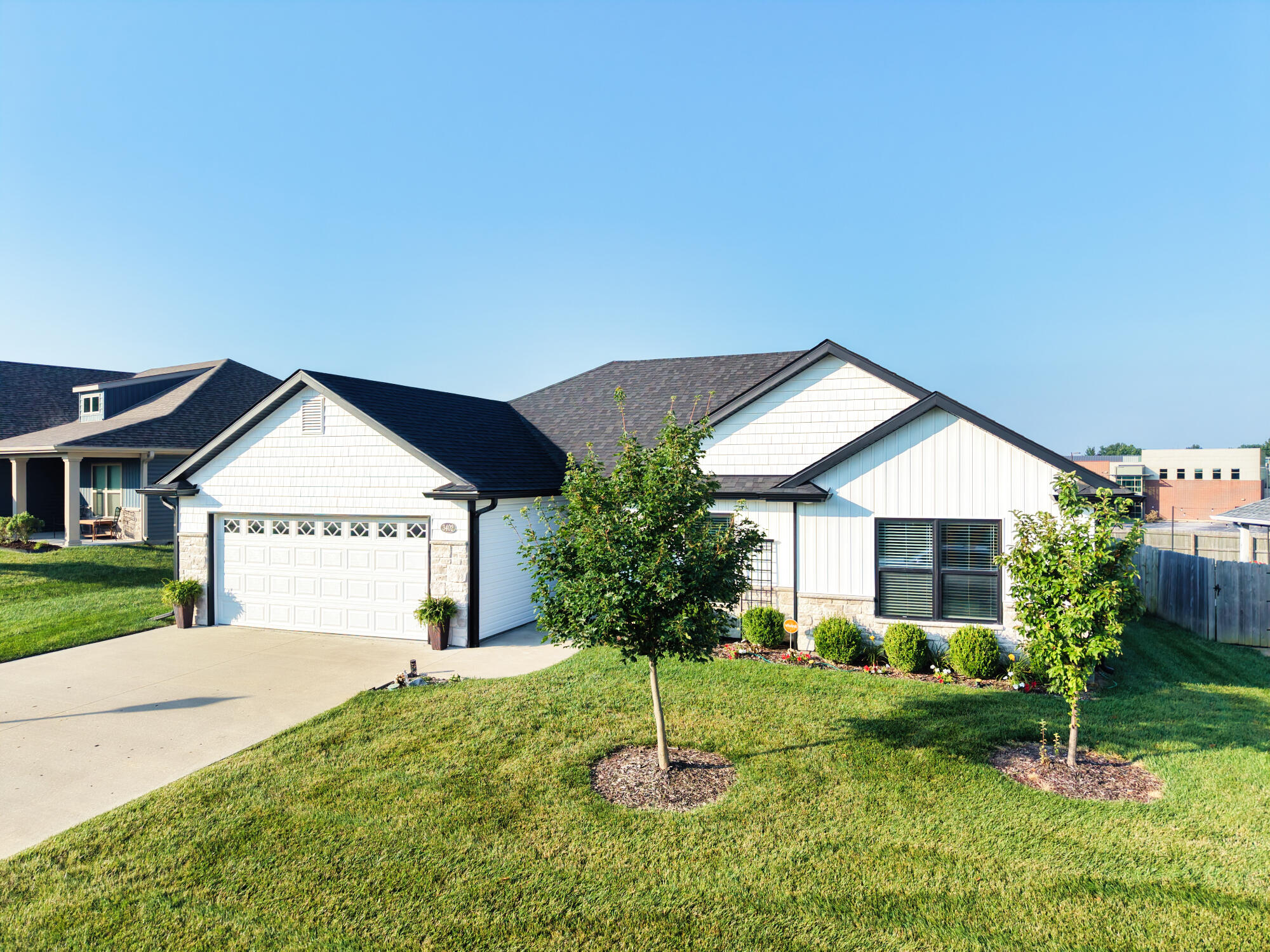 3402 Yellowwood Dr Property Photo 1