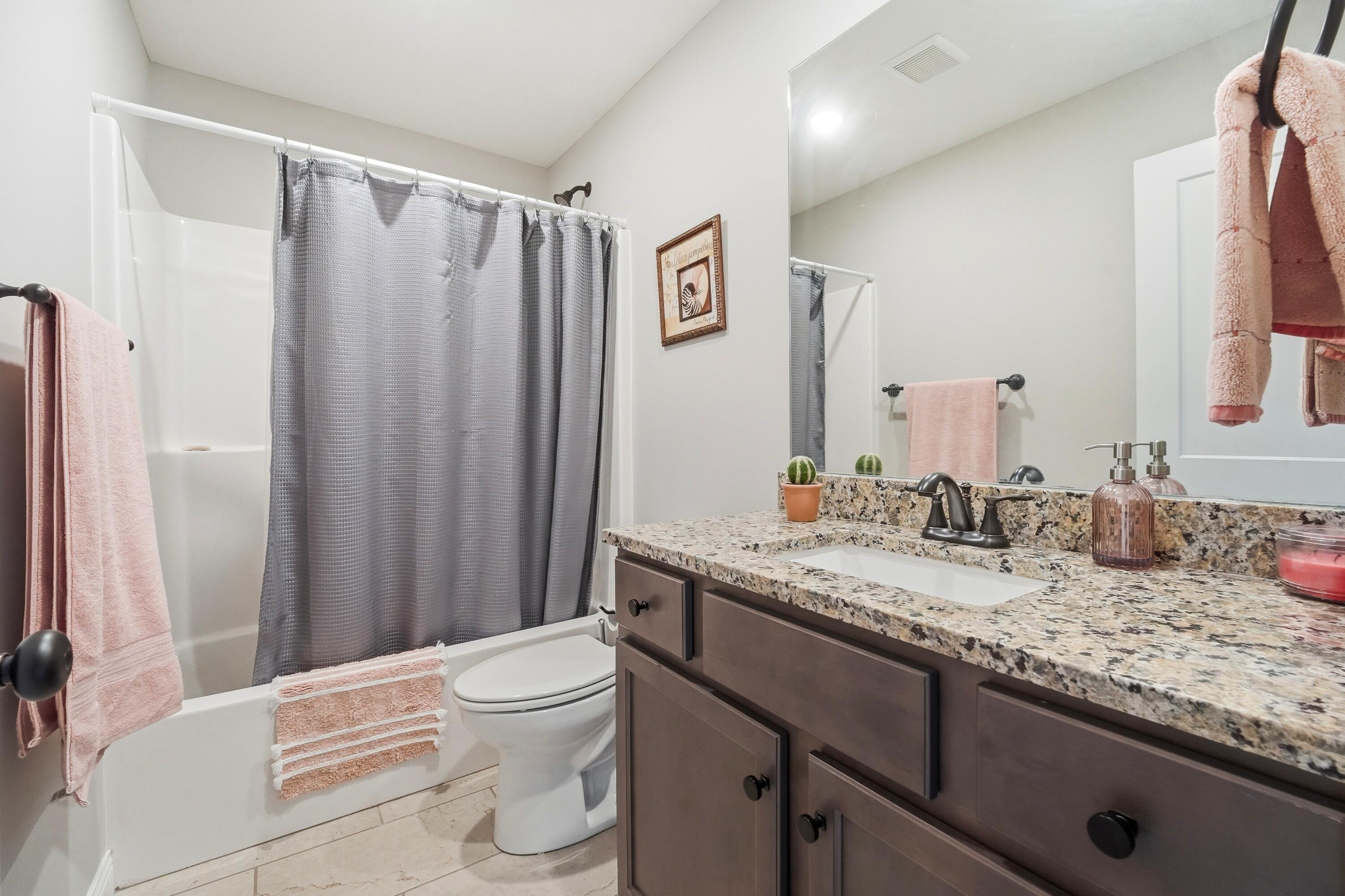3402 Yellowwood Dr Property Photo 17