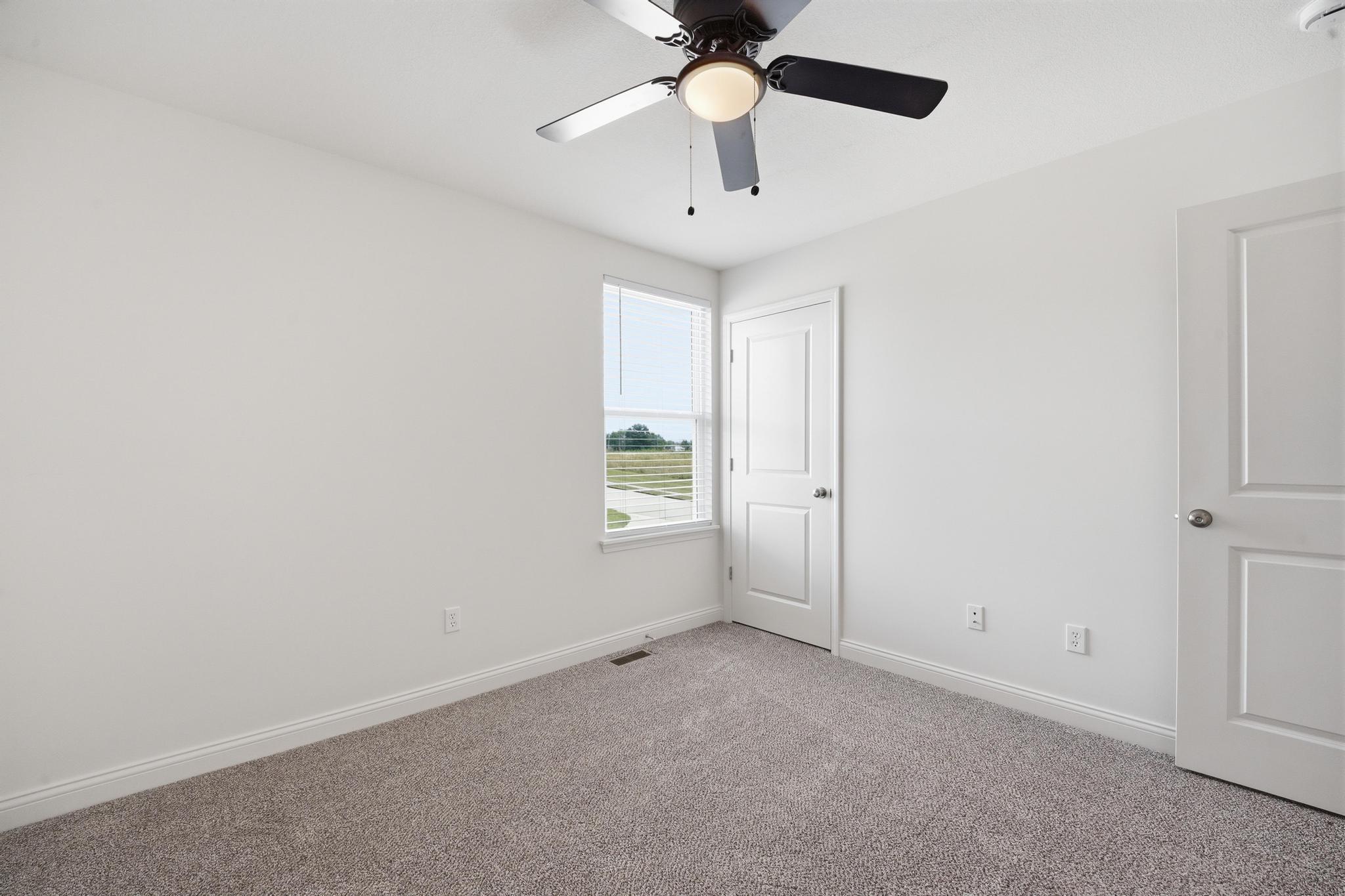 15405 Corbin Ct Property Photo 44