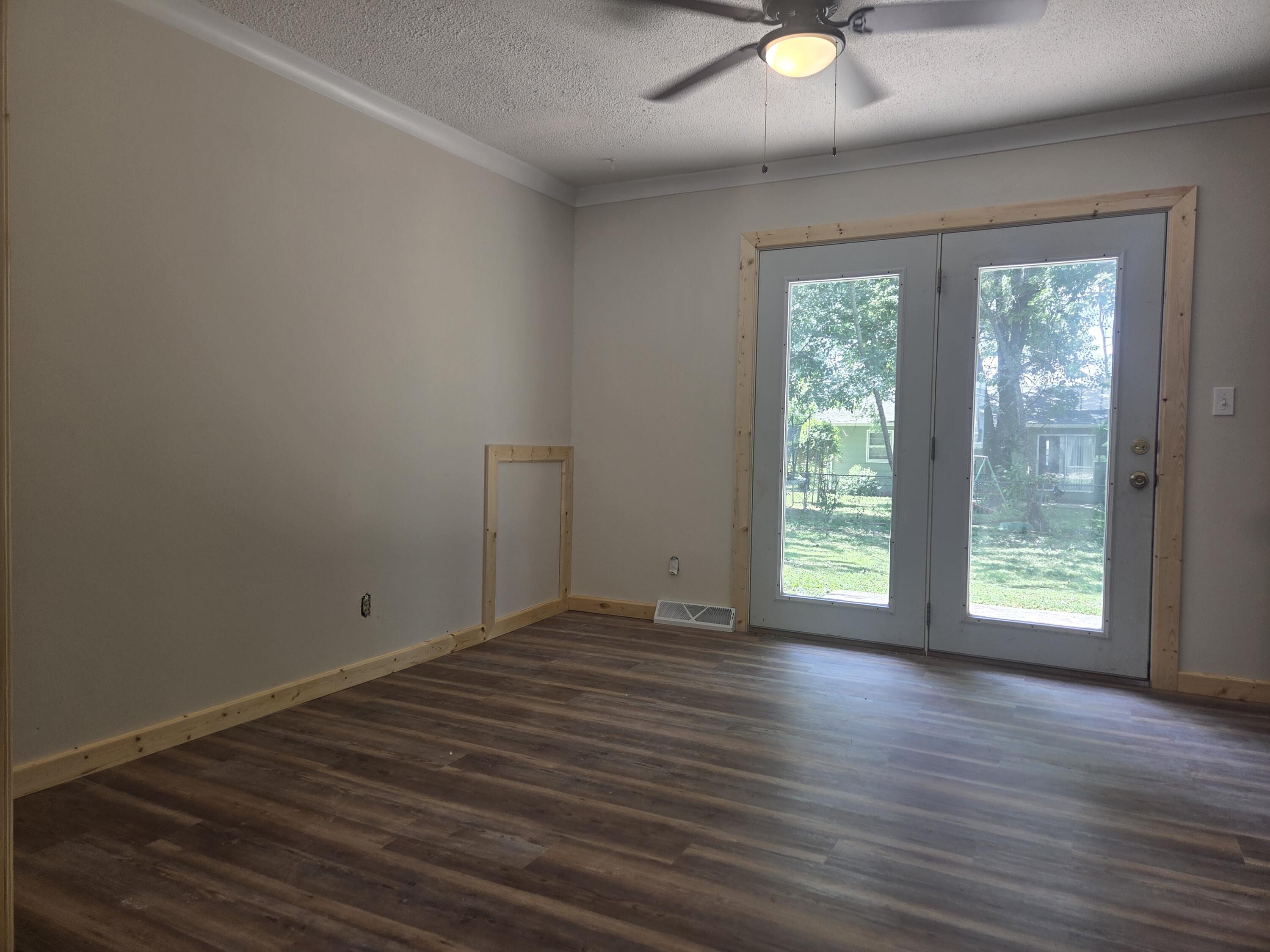 780 Doty Ave Property Photo 12