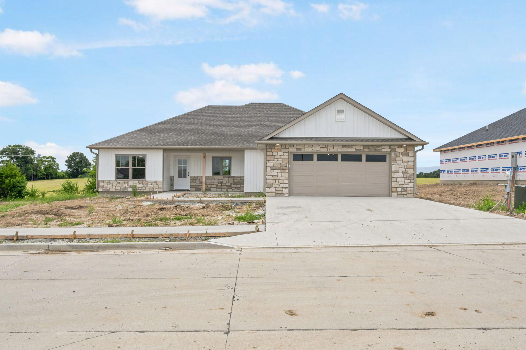 4400 Ratify Ct Property Photo 3