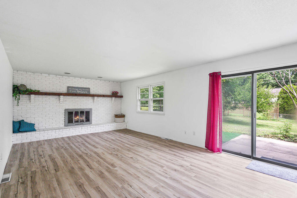512 Onofrio Ct Property Photo 4