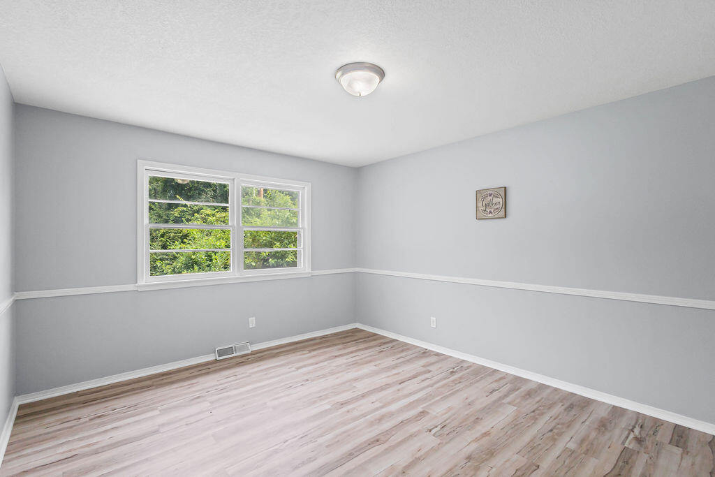 512 Onofrio Ct Property Photo 10