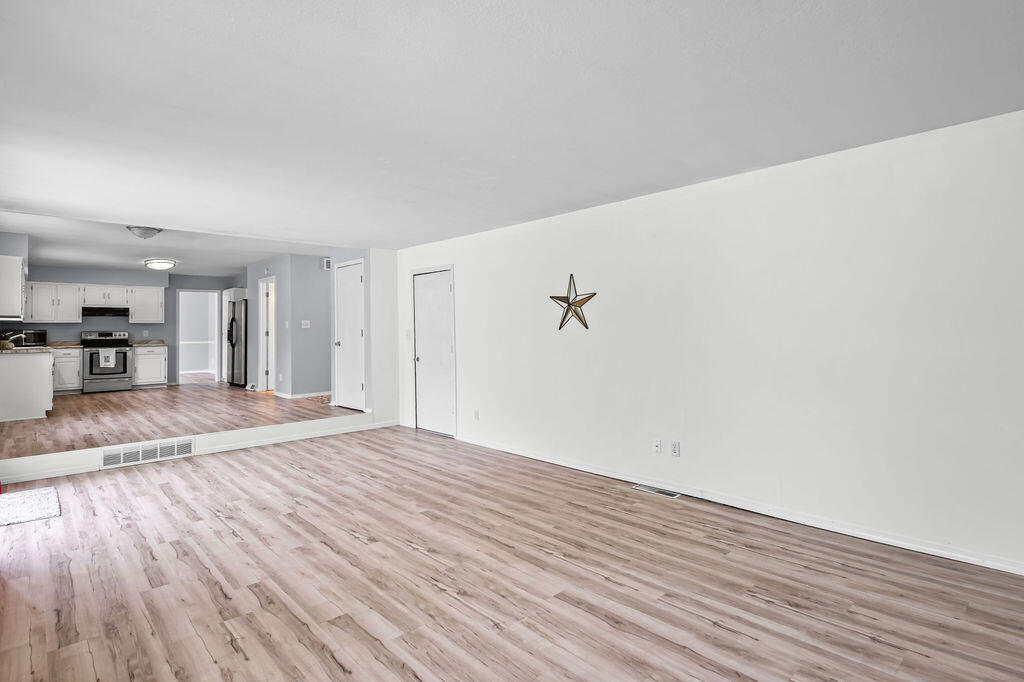 512 Onofrio Ct Property Photo 13