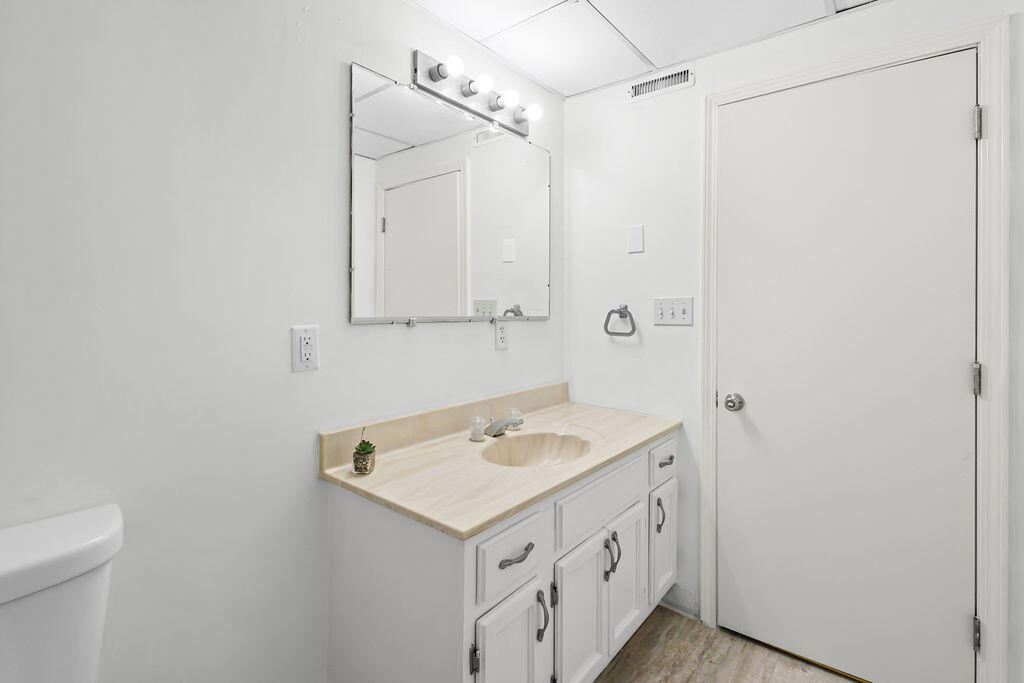 512 Onofrio Ct Property Photo 37