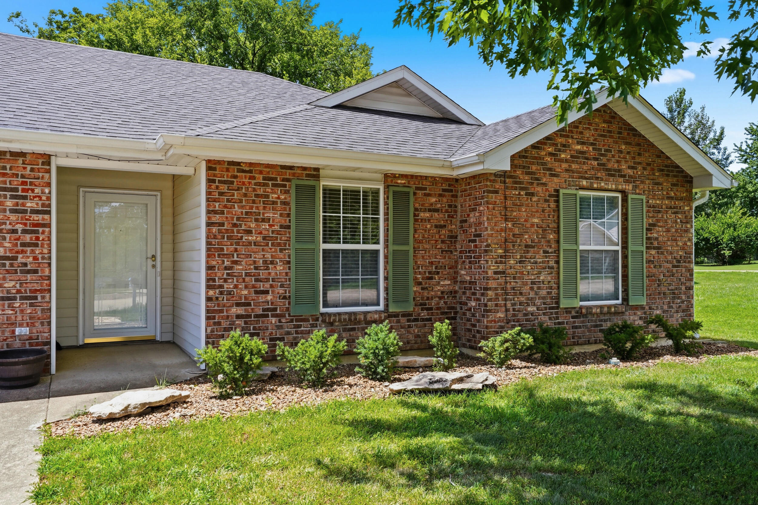 5206 Gasconade Dr Property Photo 4