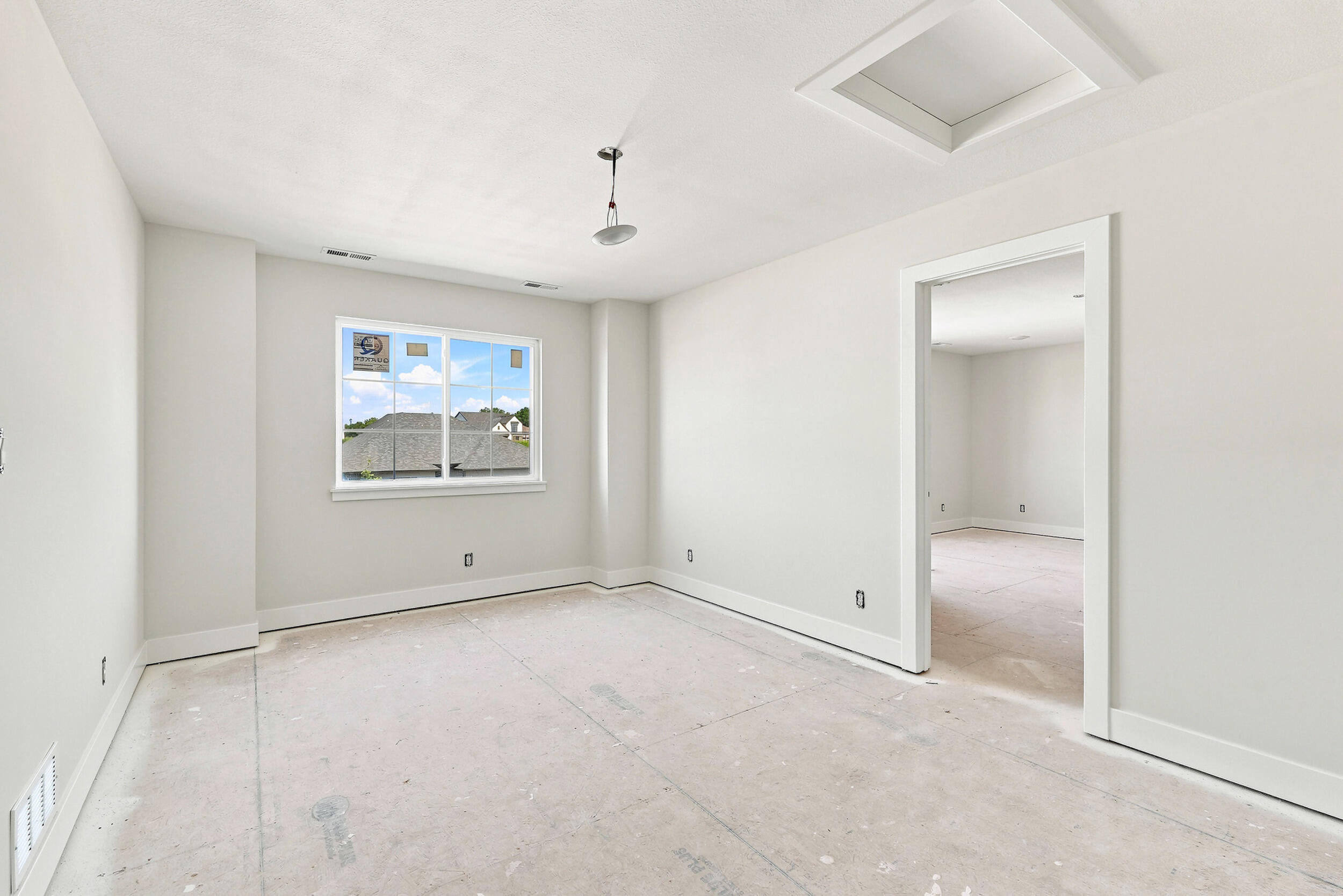 5220 Whisper Dr Property Photo 22