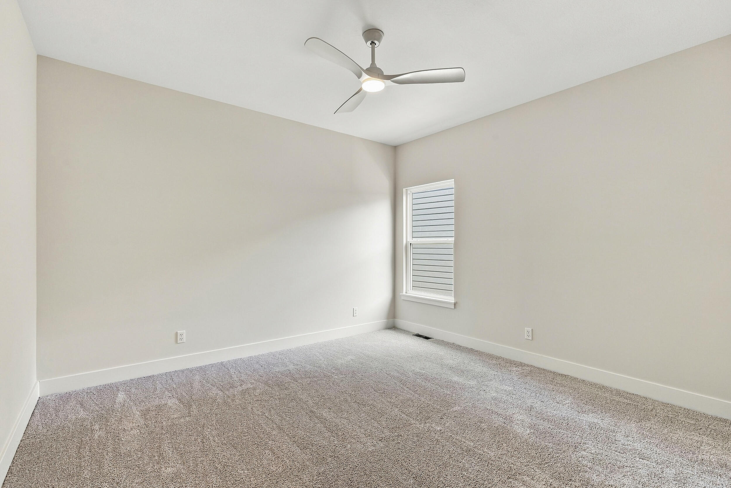 5224 Whisper Dr Property Photo 24