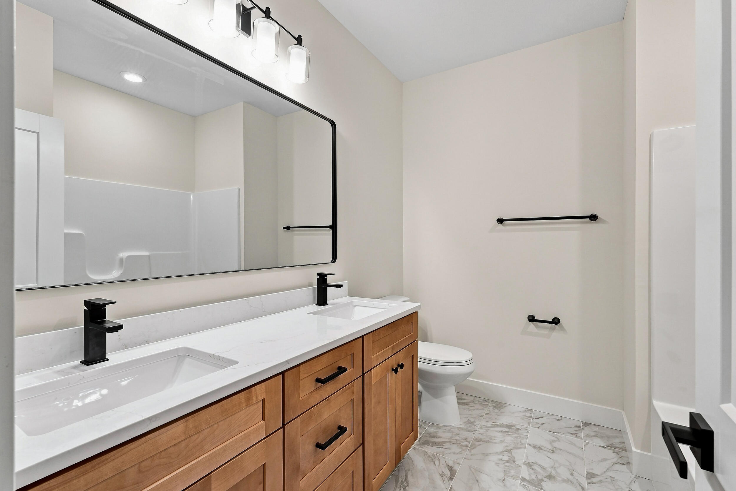 5224 Whisper Dr Property Photo 28