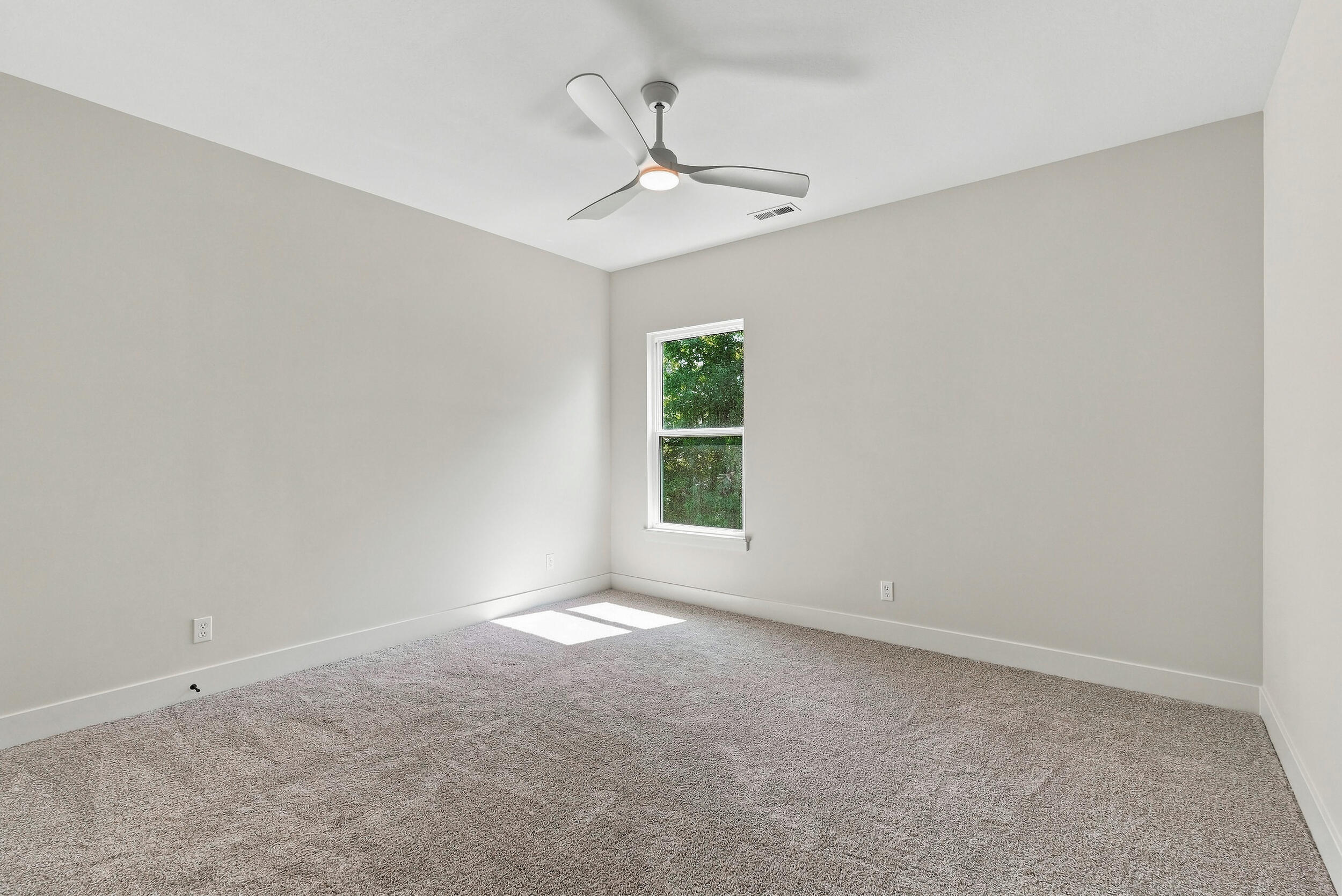 5224 Whisper Dr Property Photo 38