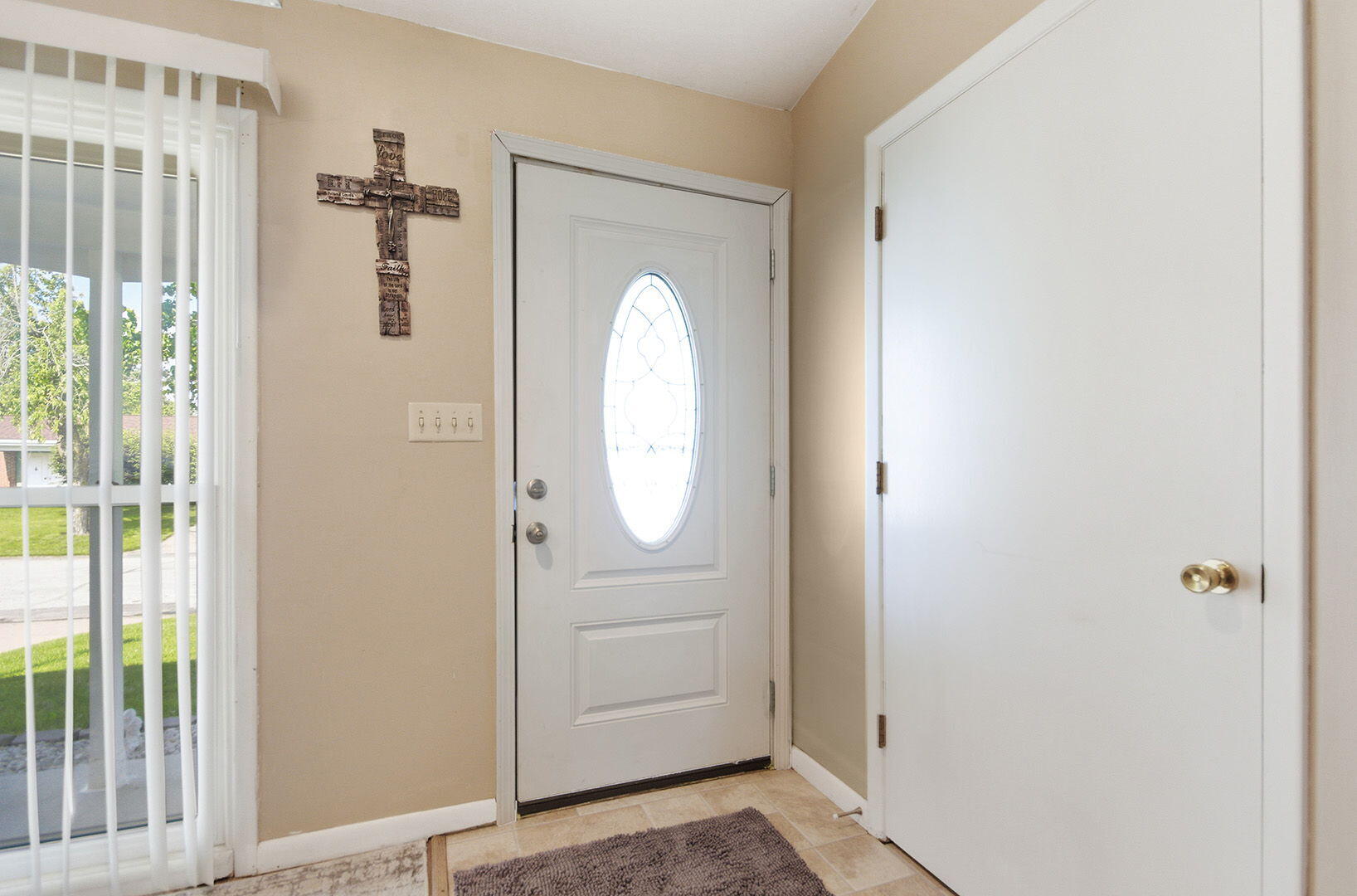 915 Concordia St Property Photo 4