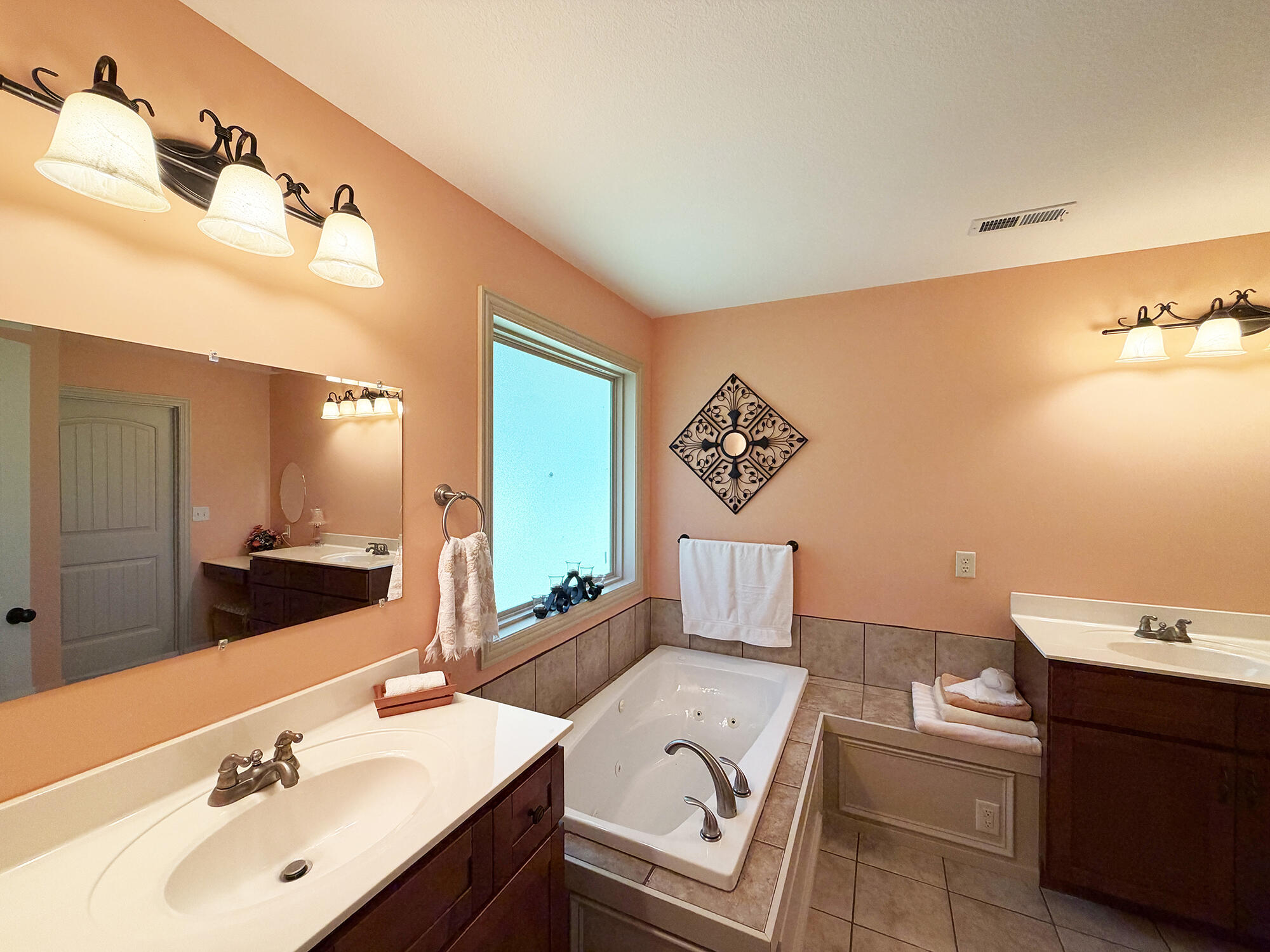 1005 Bradford Cir Property Photo 8