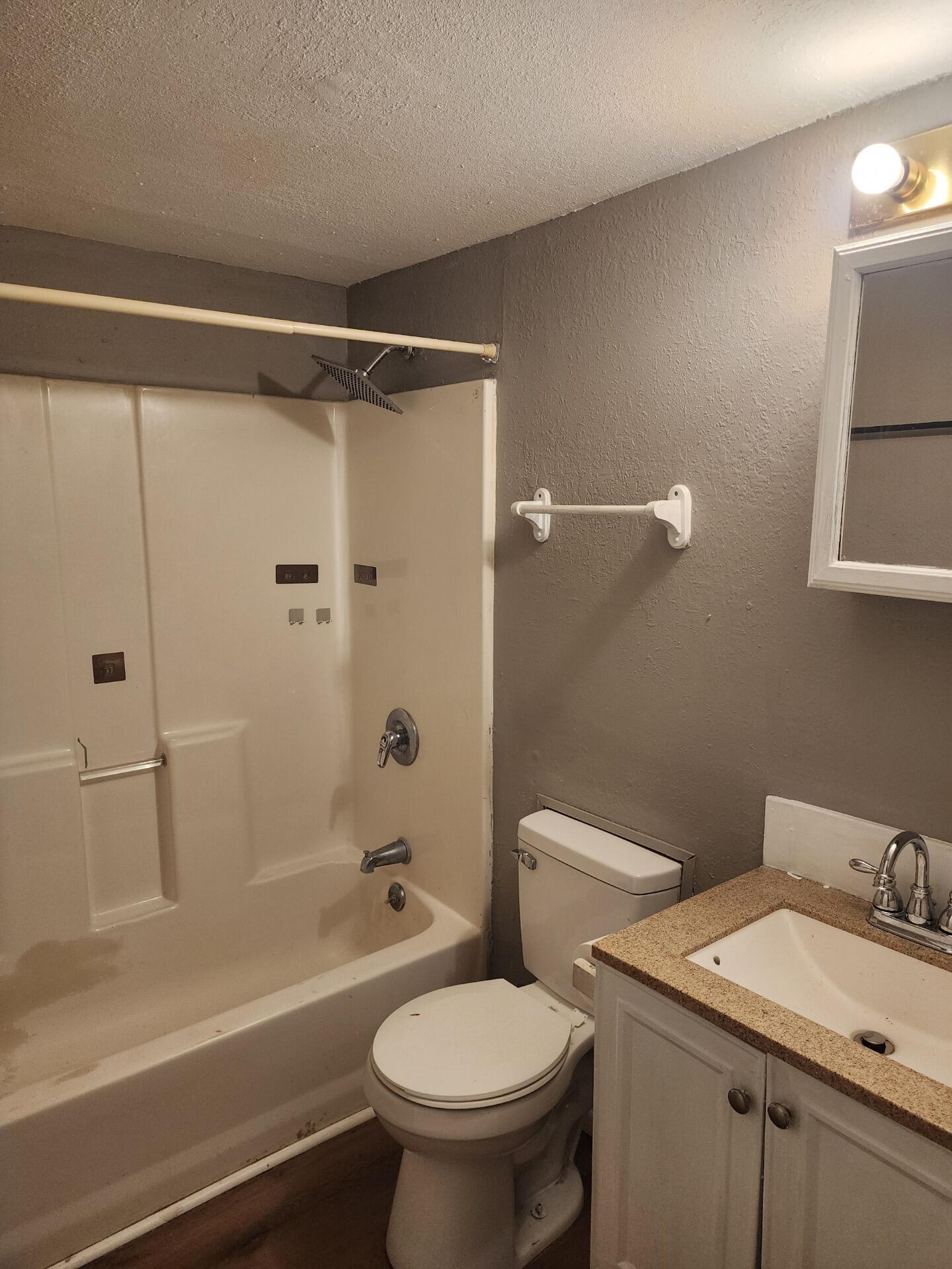 626 Georgia St Property Photo 19