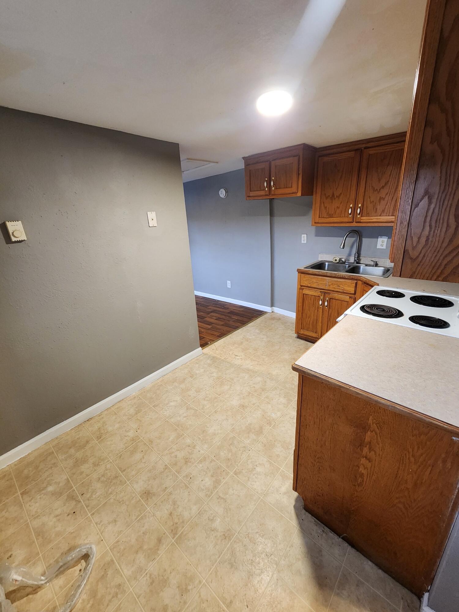 626 Georgia St Property Photo 20