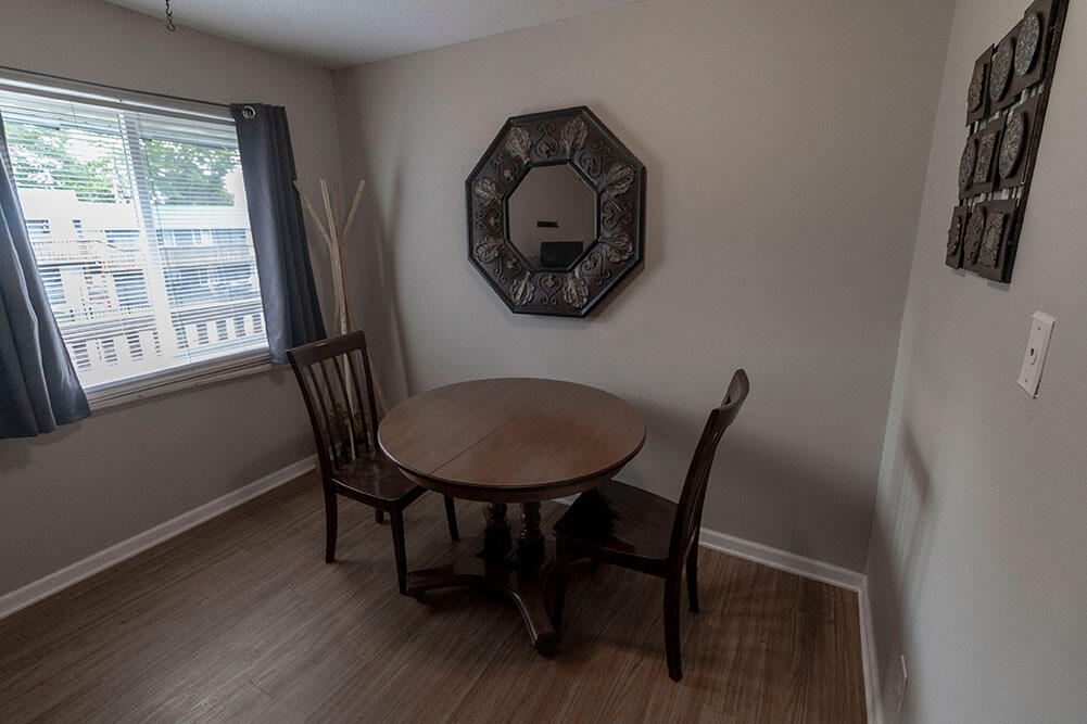 105 N Garth Ave 49 Property Photo 6