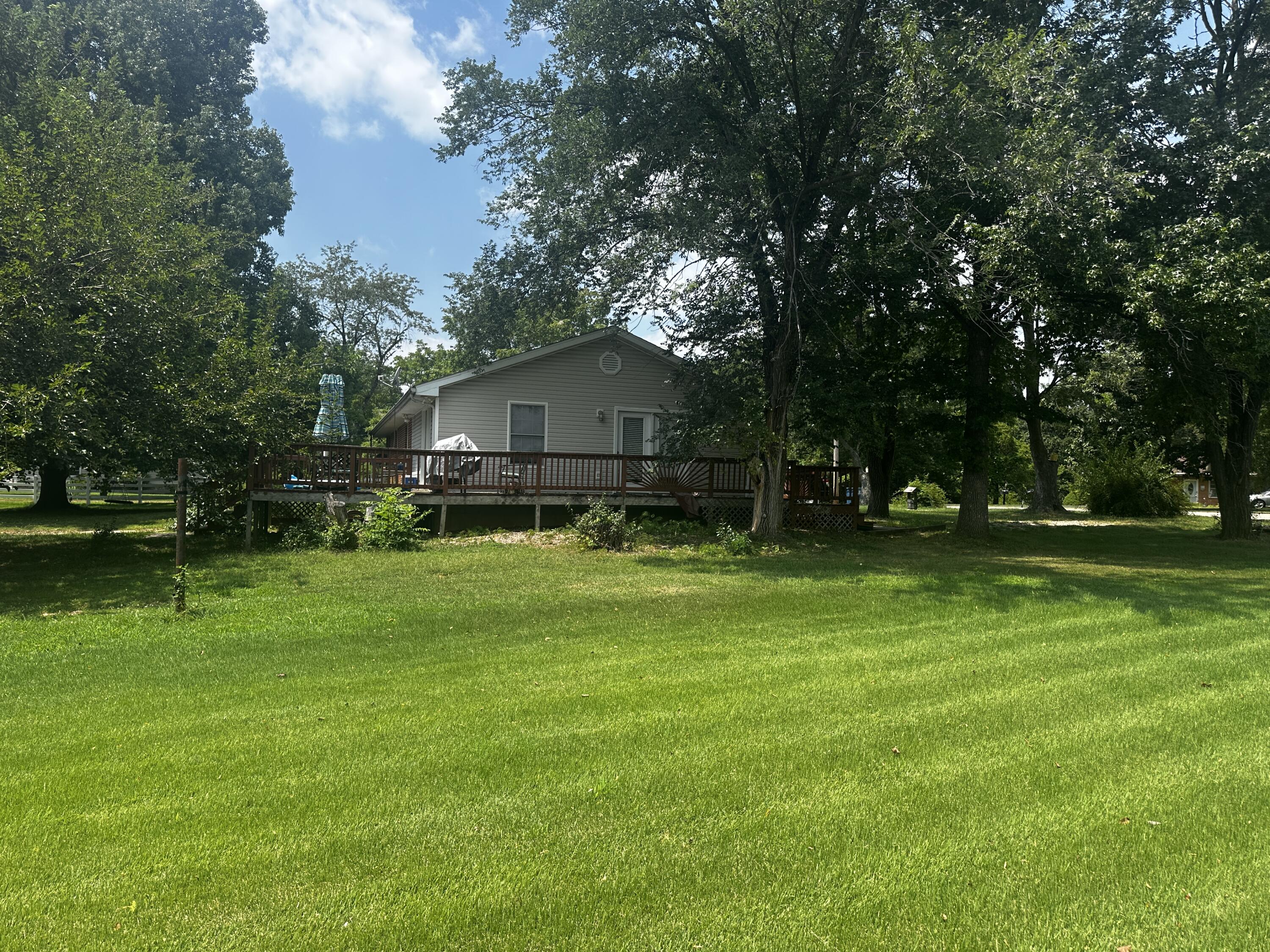 13105 Rockhouse Rd Property Photo 3