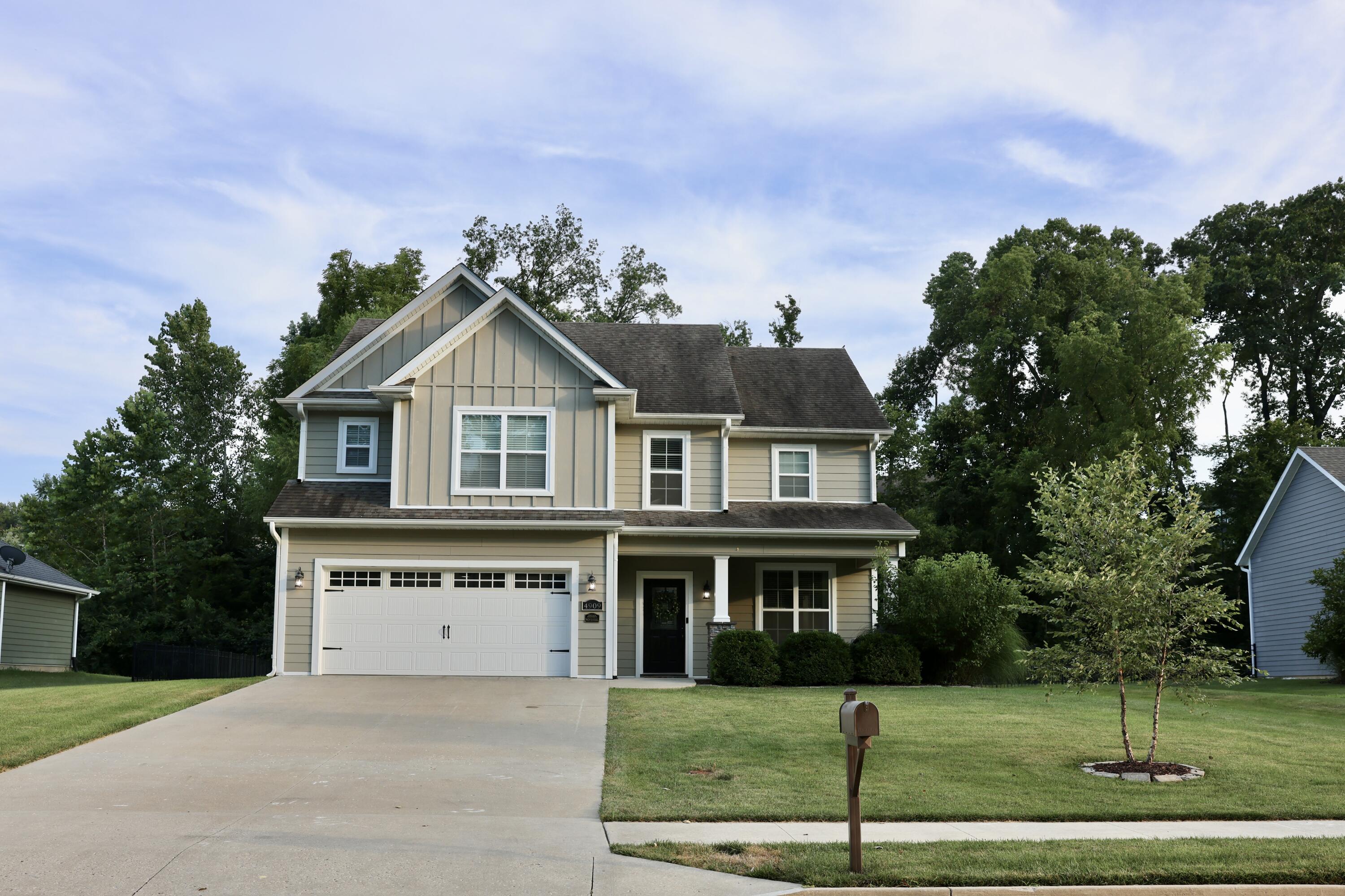 4909 Forsythia Falls Lp Property Photo 1