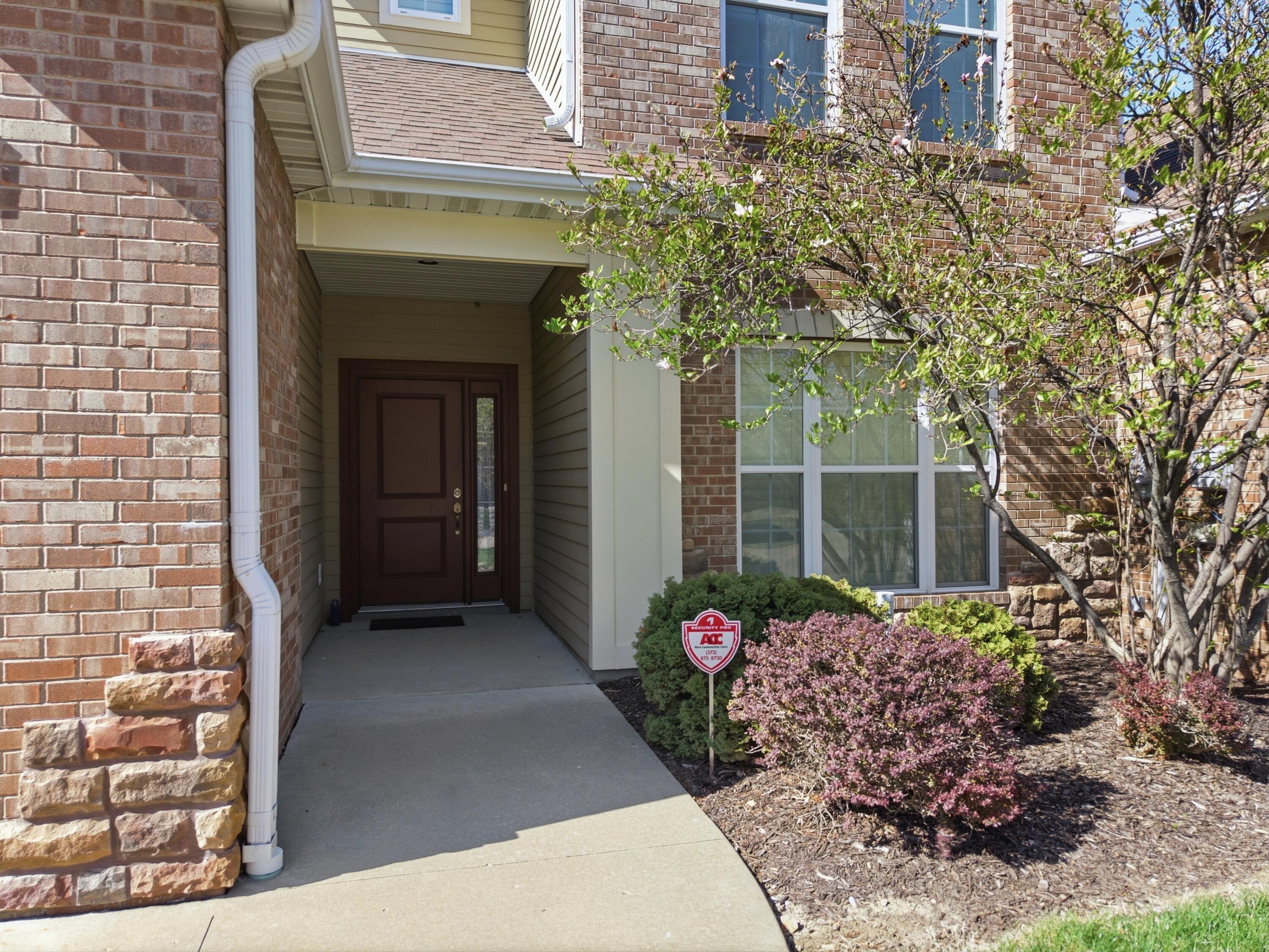 2409 Boulder Springs Dr Property Photo 3