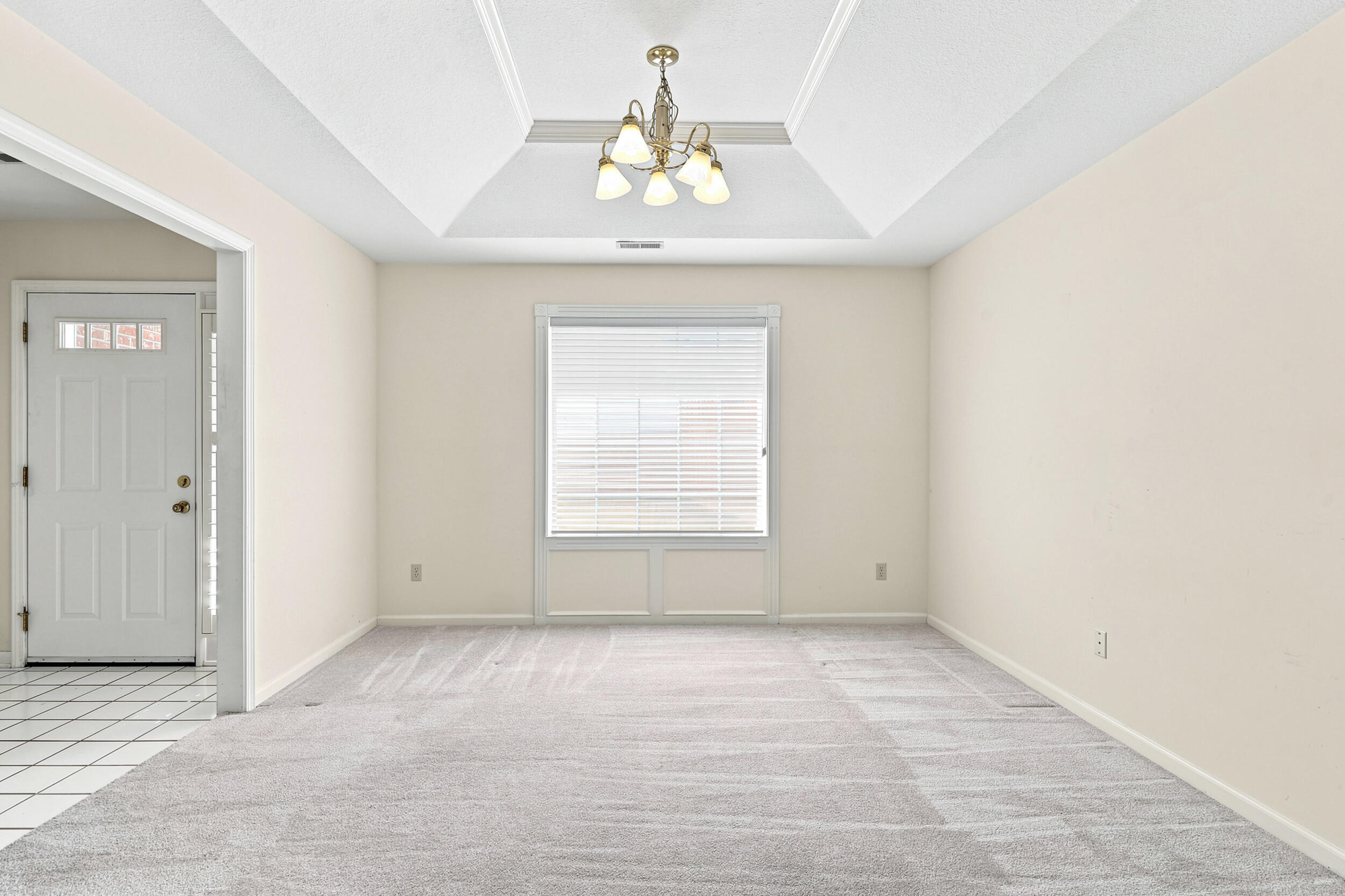 2513 Chambray Rd Property Photo 5