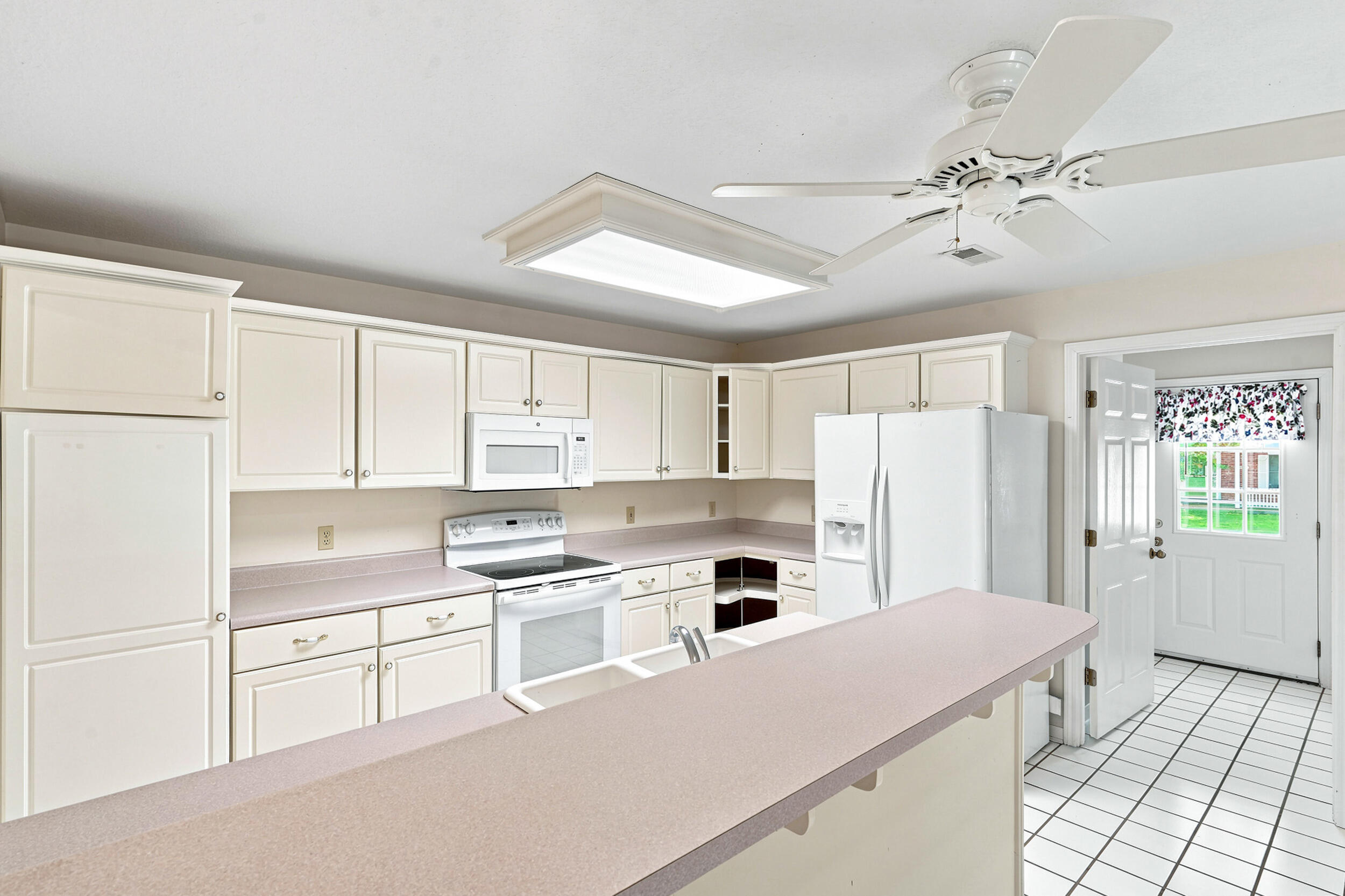 2513 Chambray Rd Property Photo 16
