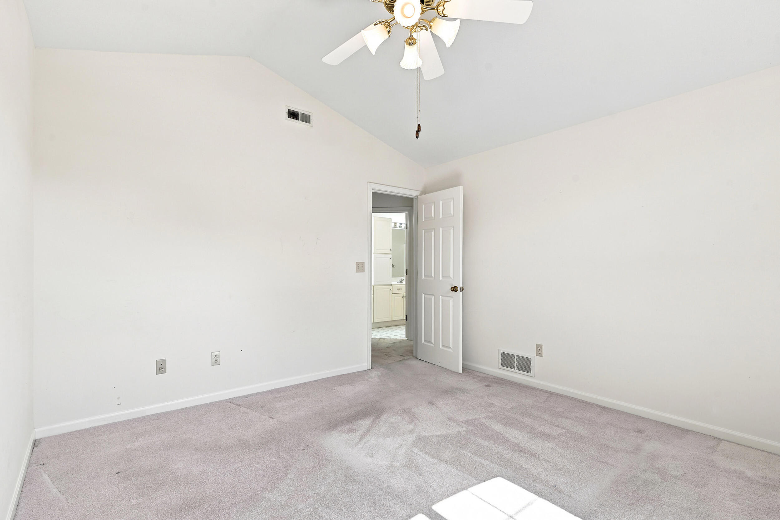 2513 Chambray Rd Property Photo 26