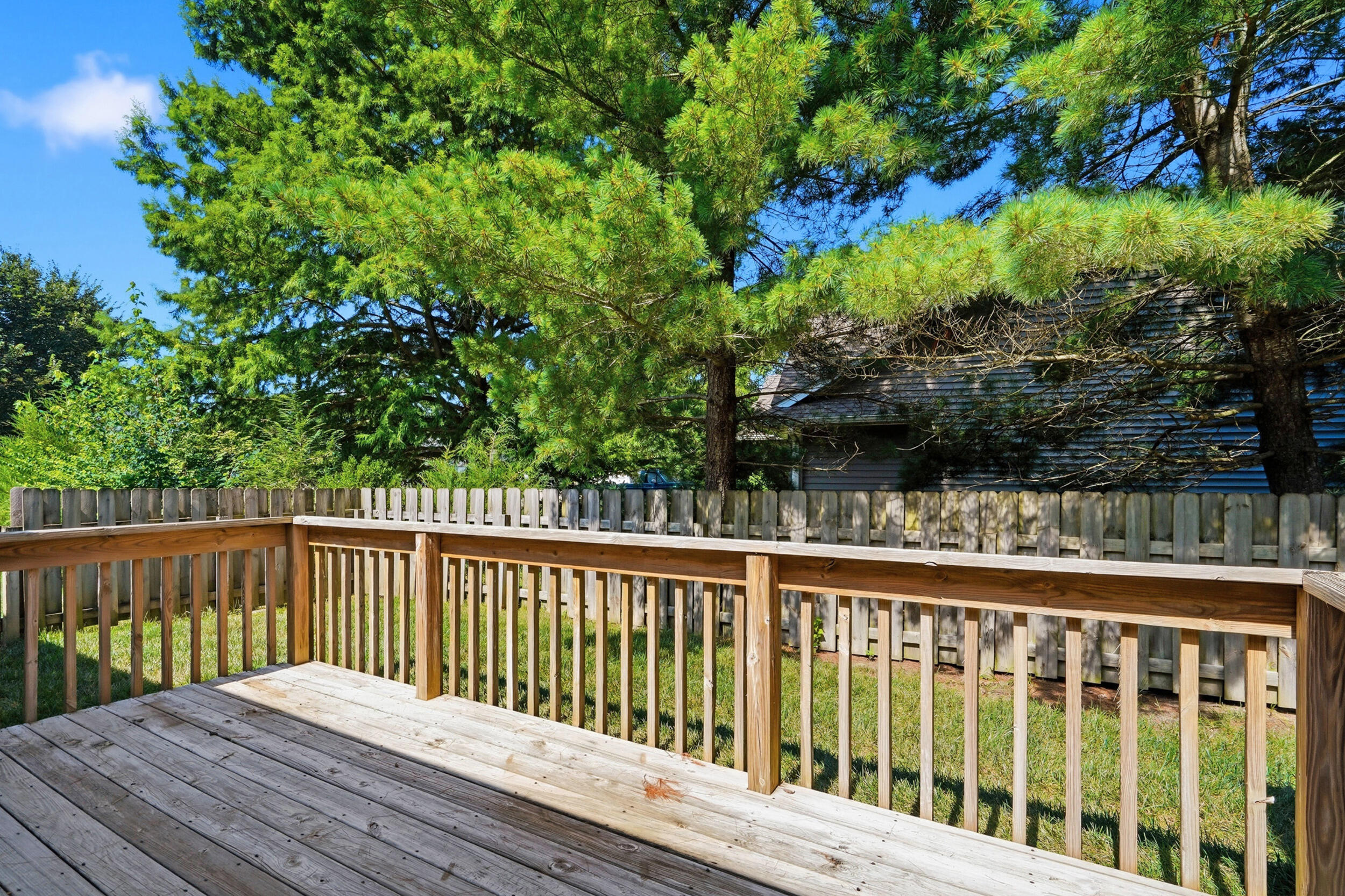 2513 Chambray Rd Property Photo 32