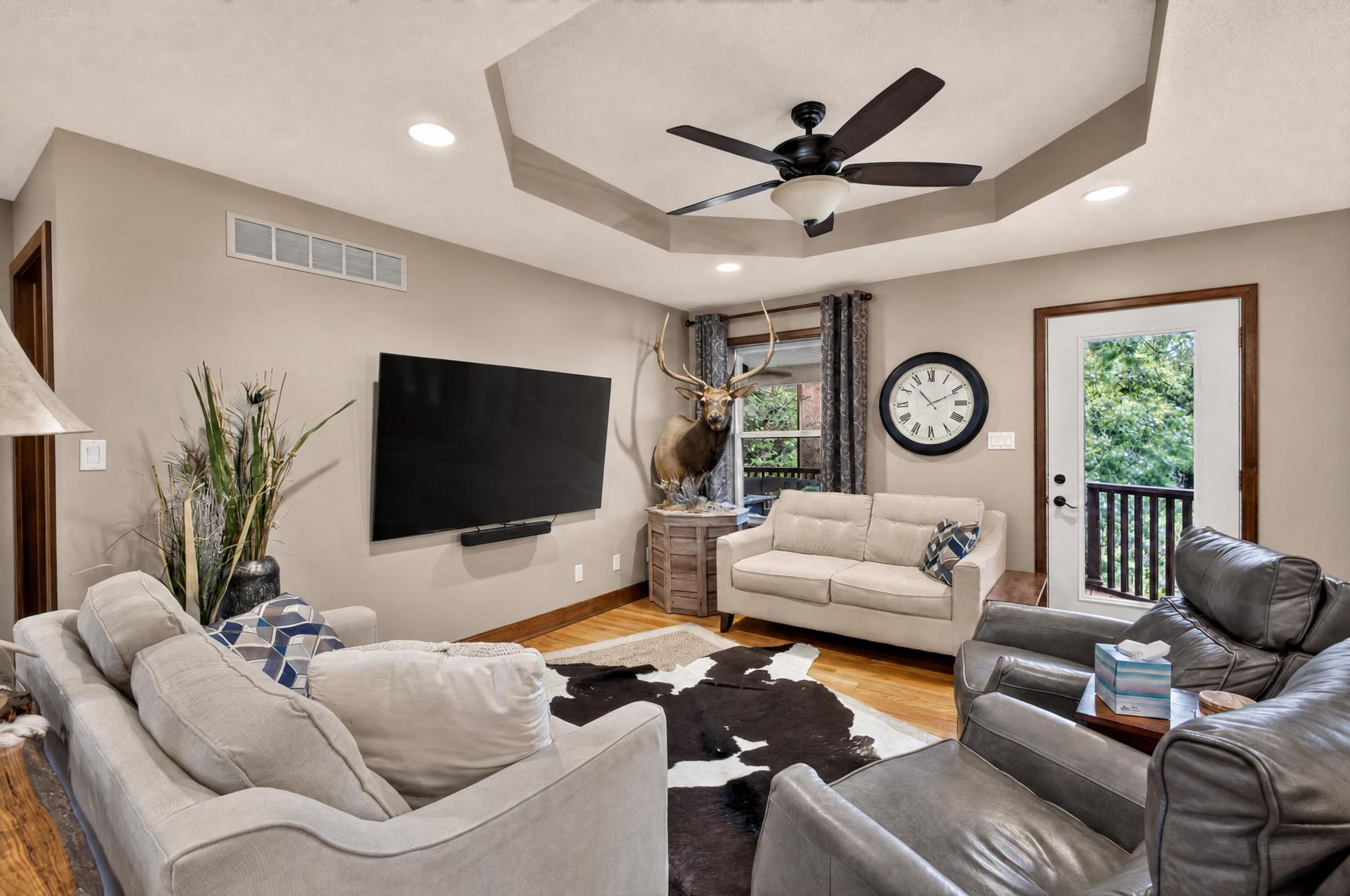 5685 E Sing Dr Property Photo 10