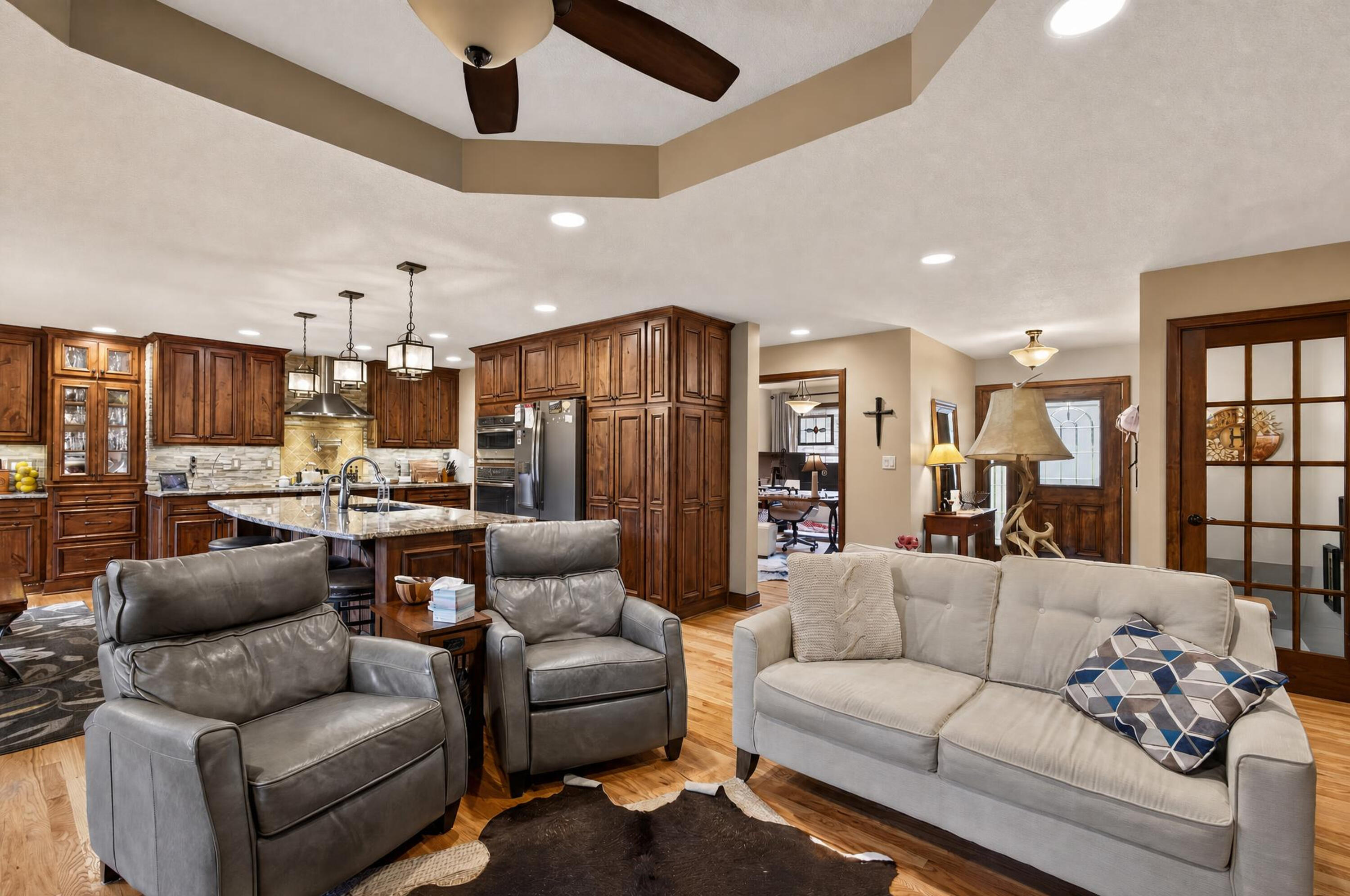 5685 E Sing Dr Property Photo 11