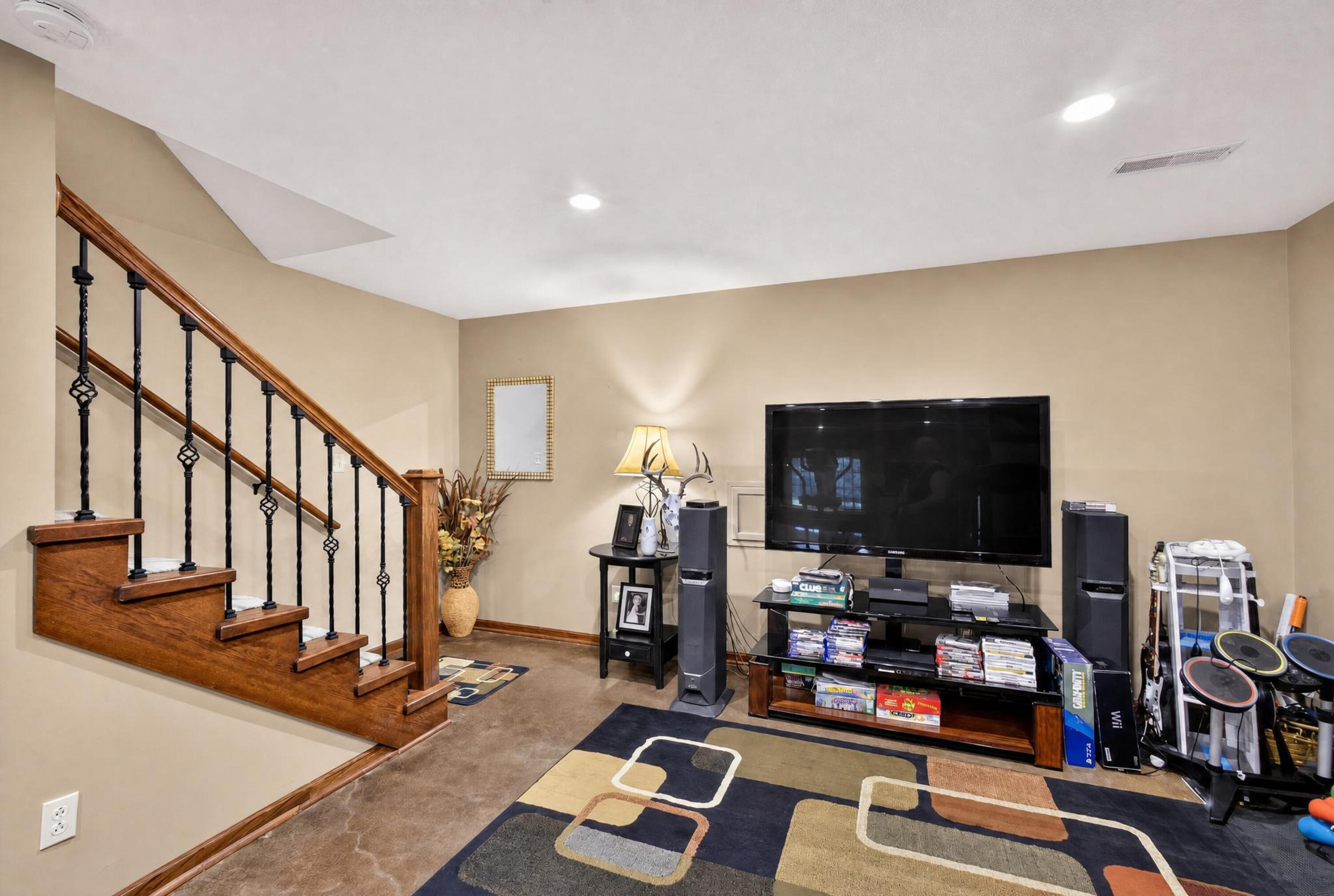 5685 E Sing Dr Property Photo 30