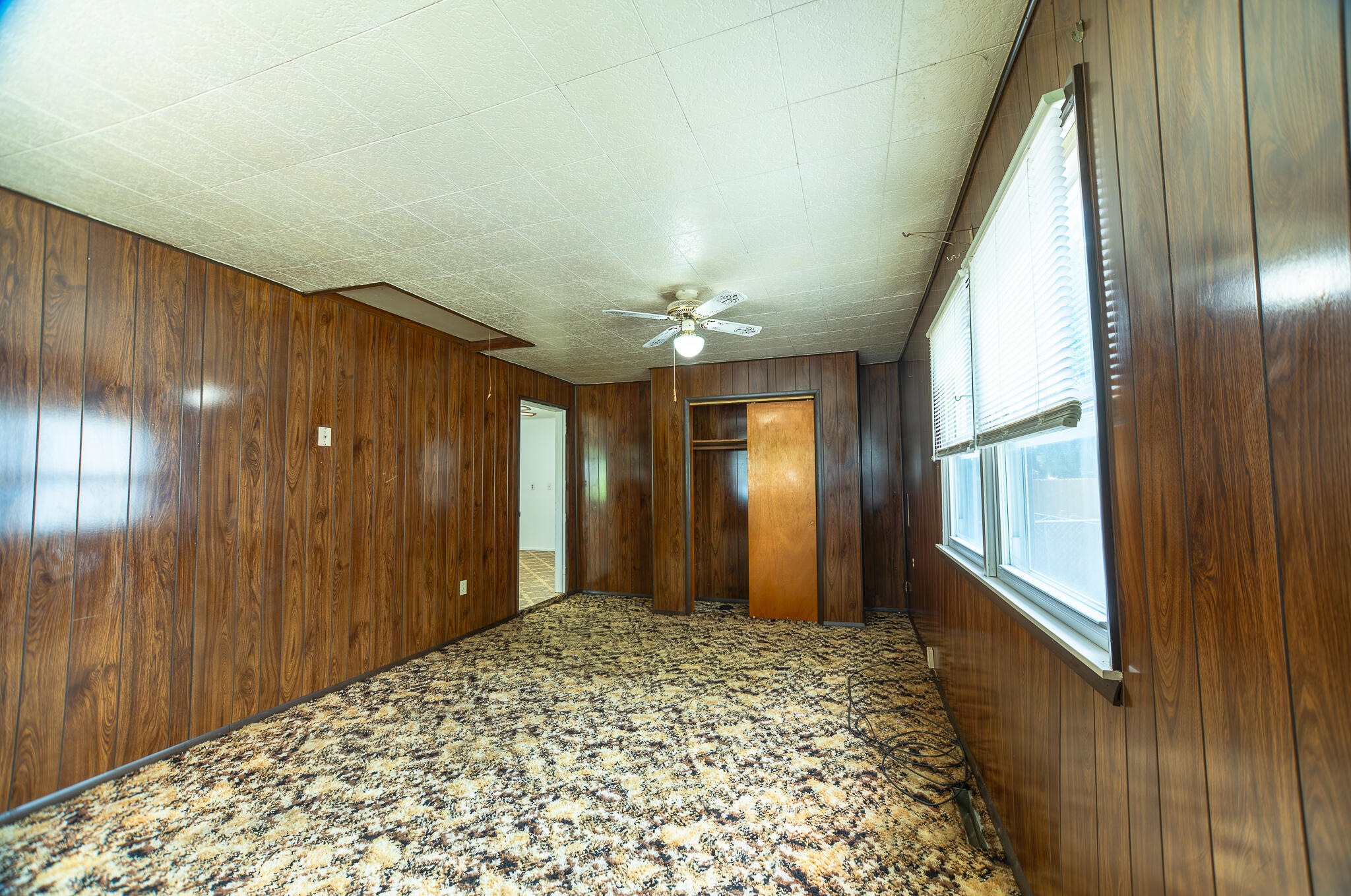 120 Adams St Property Photo 8