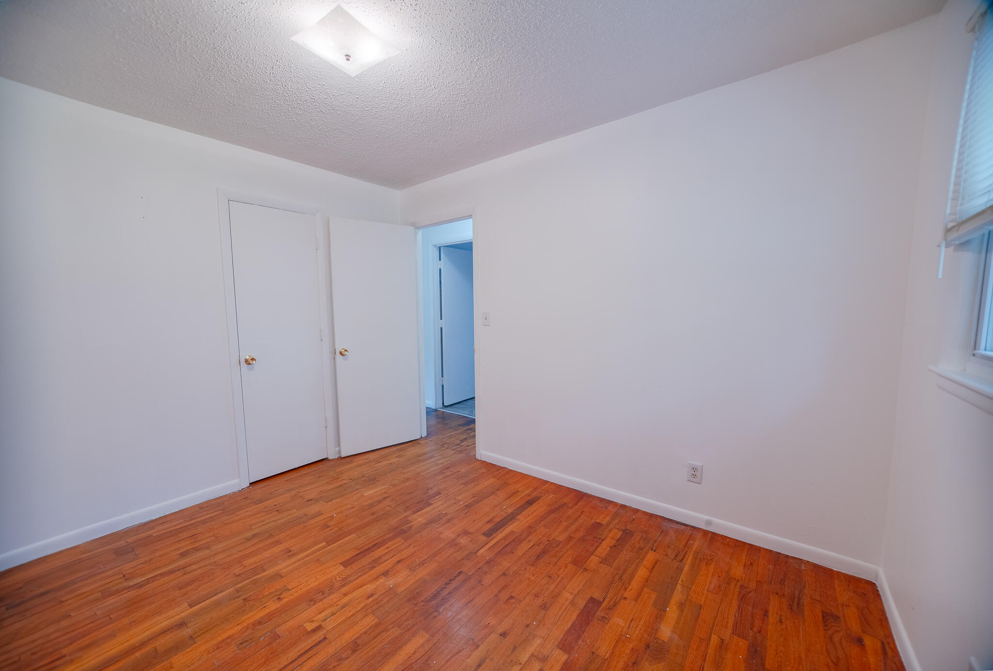 120 Adams St Property Photo 18