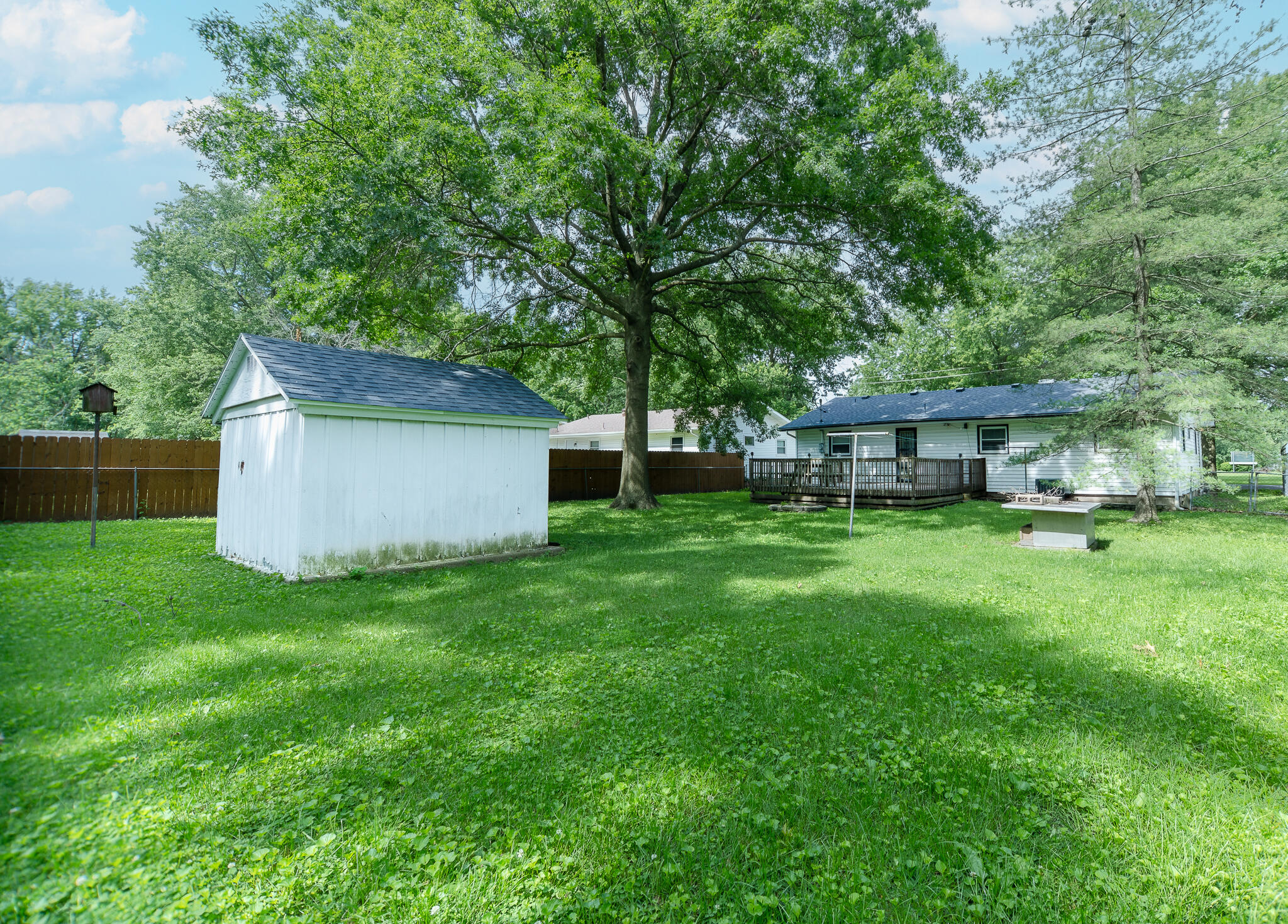 120 Adams St Property Photo 23