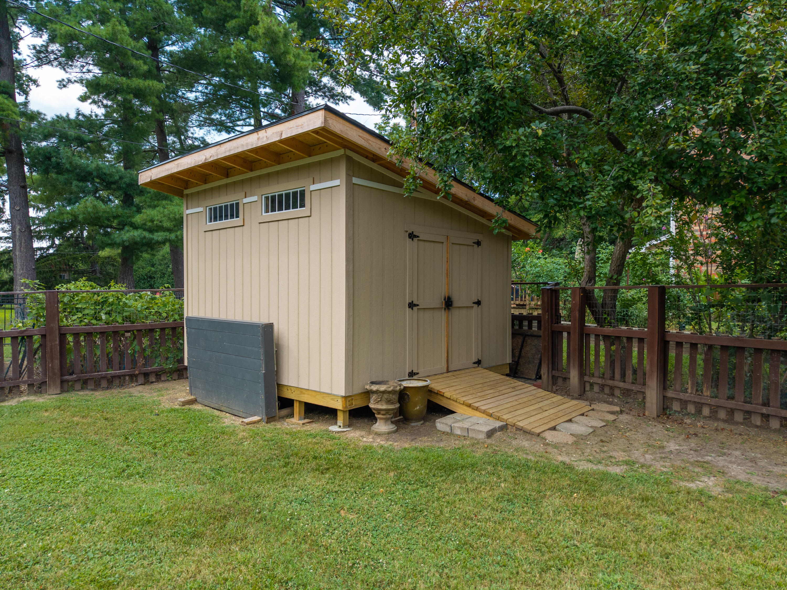 1225 Sunset Dr Property Photo 42