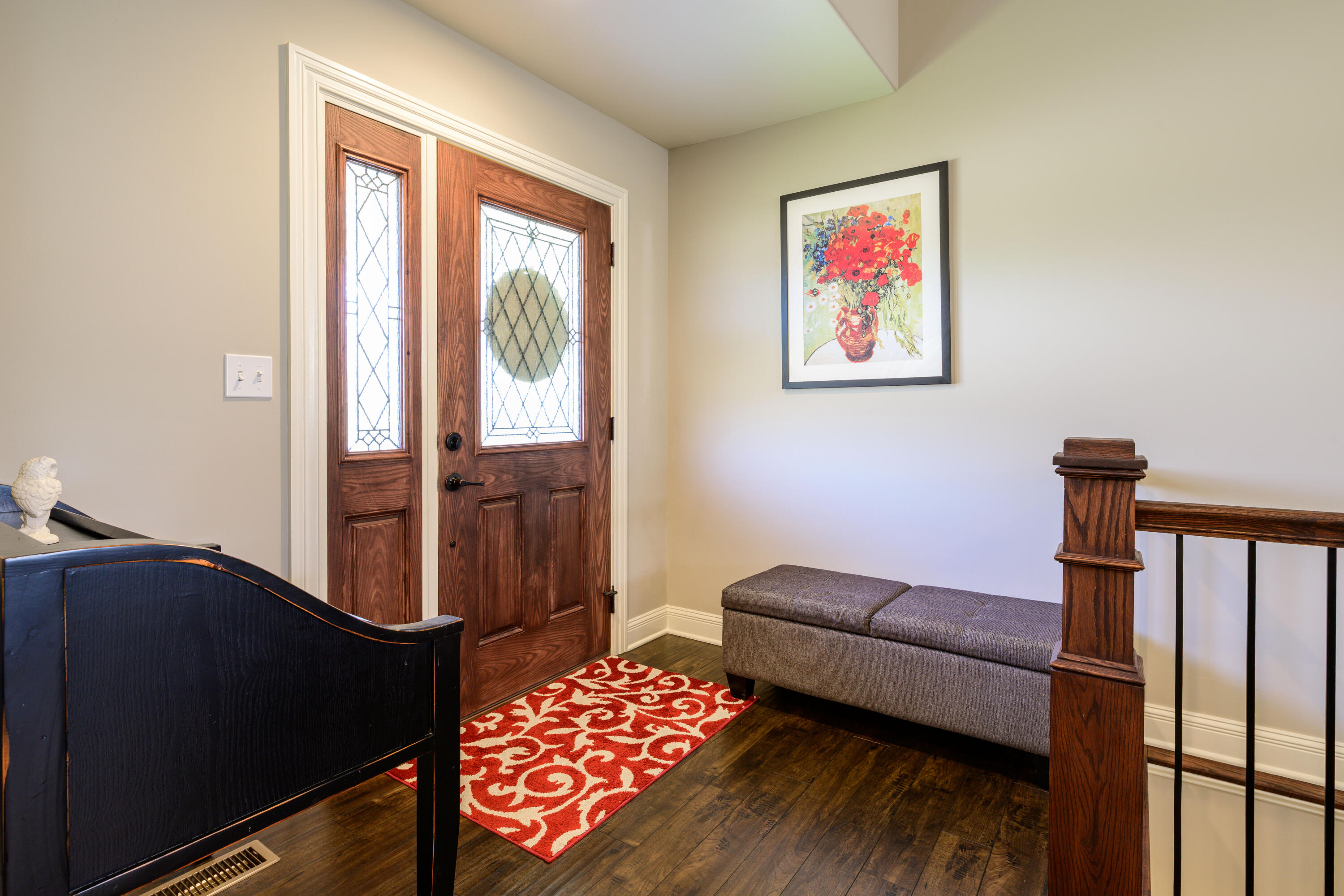 5493 Diversey Rdg Property Photo 4