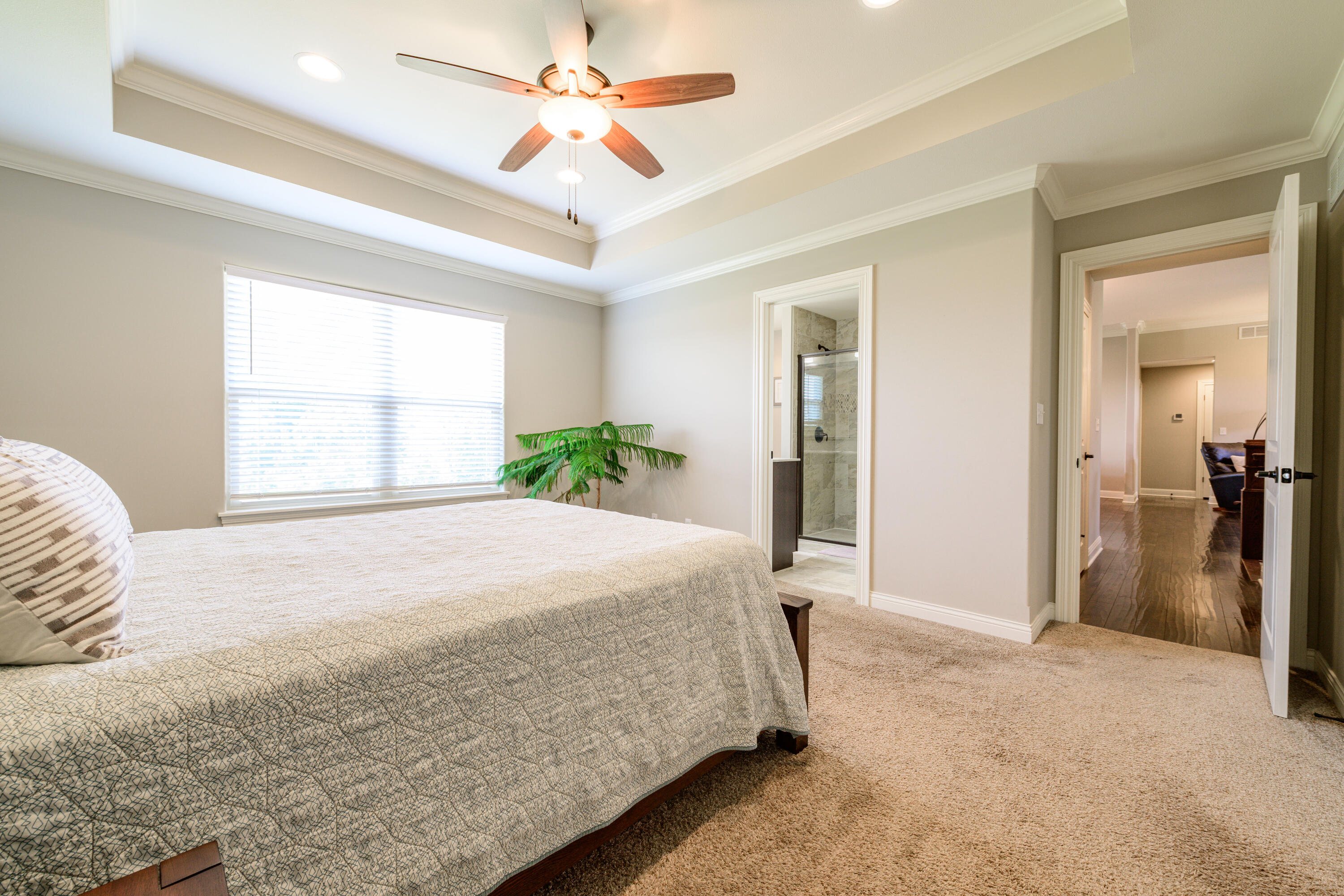 5493 Diversey Rdg Property Photo 24