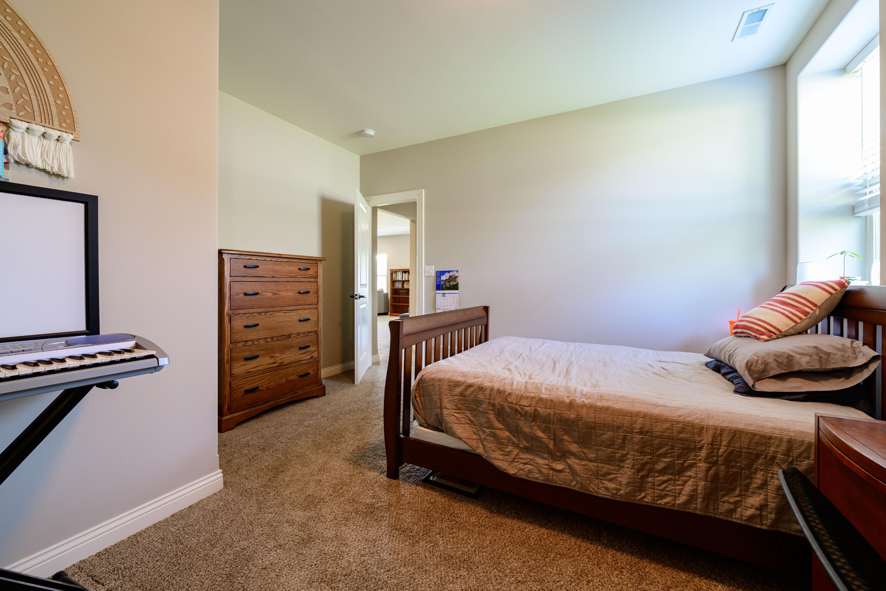 5493 Diversey Rdg Property Photo 32