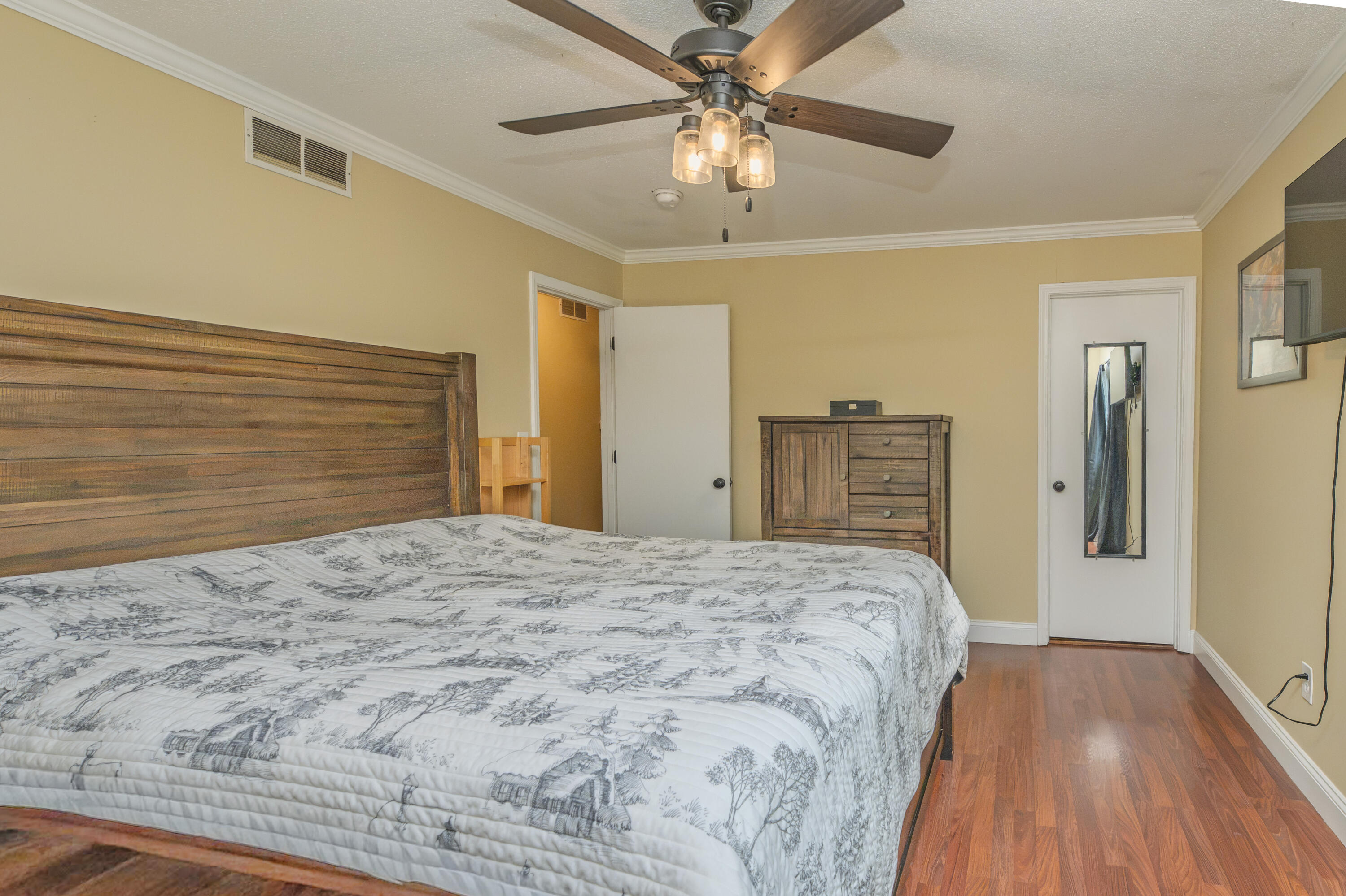 2102 Speck Ct Property Photo 16