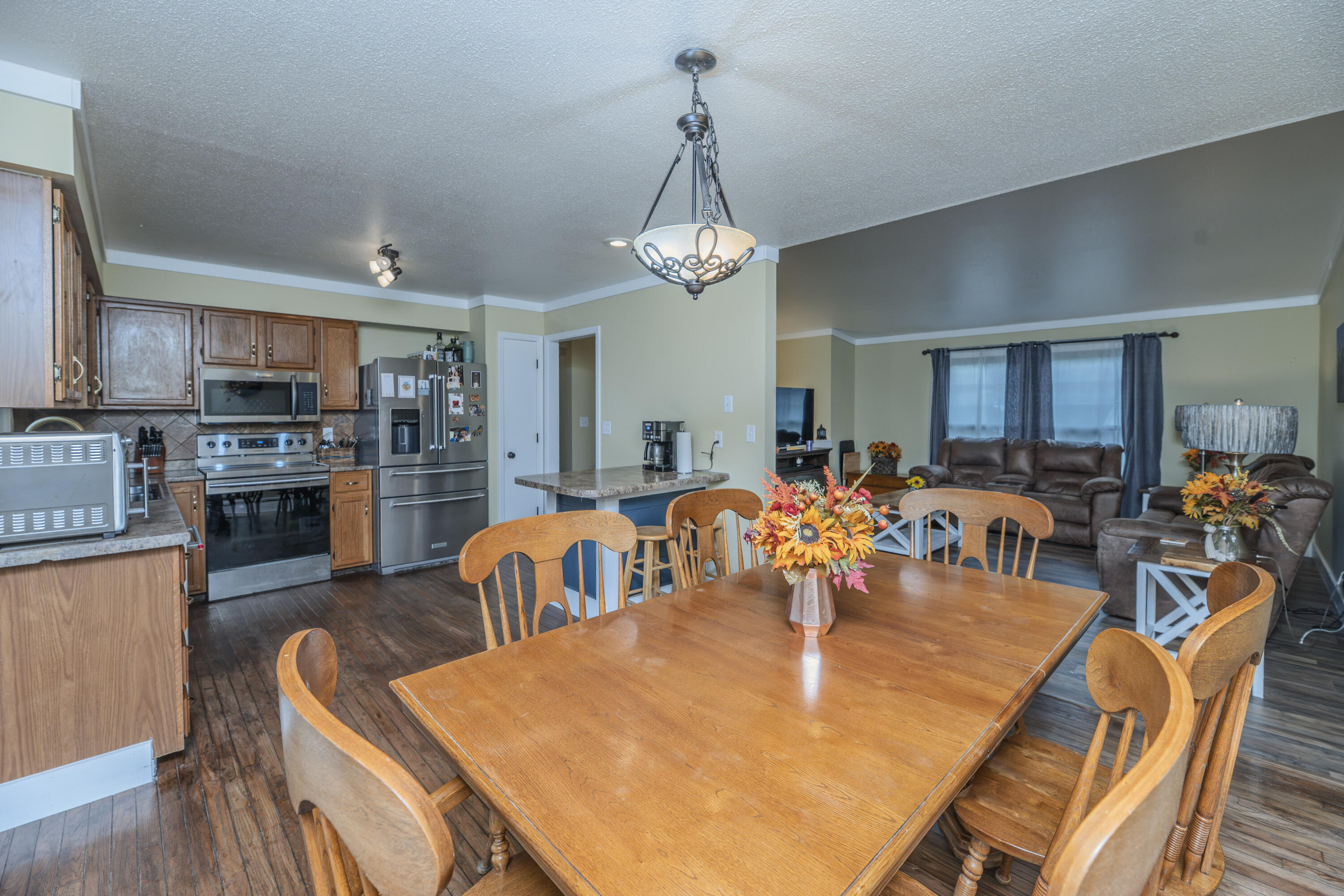 2102 Speck Ct Property Photo 33