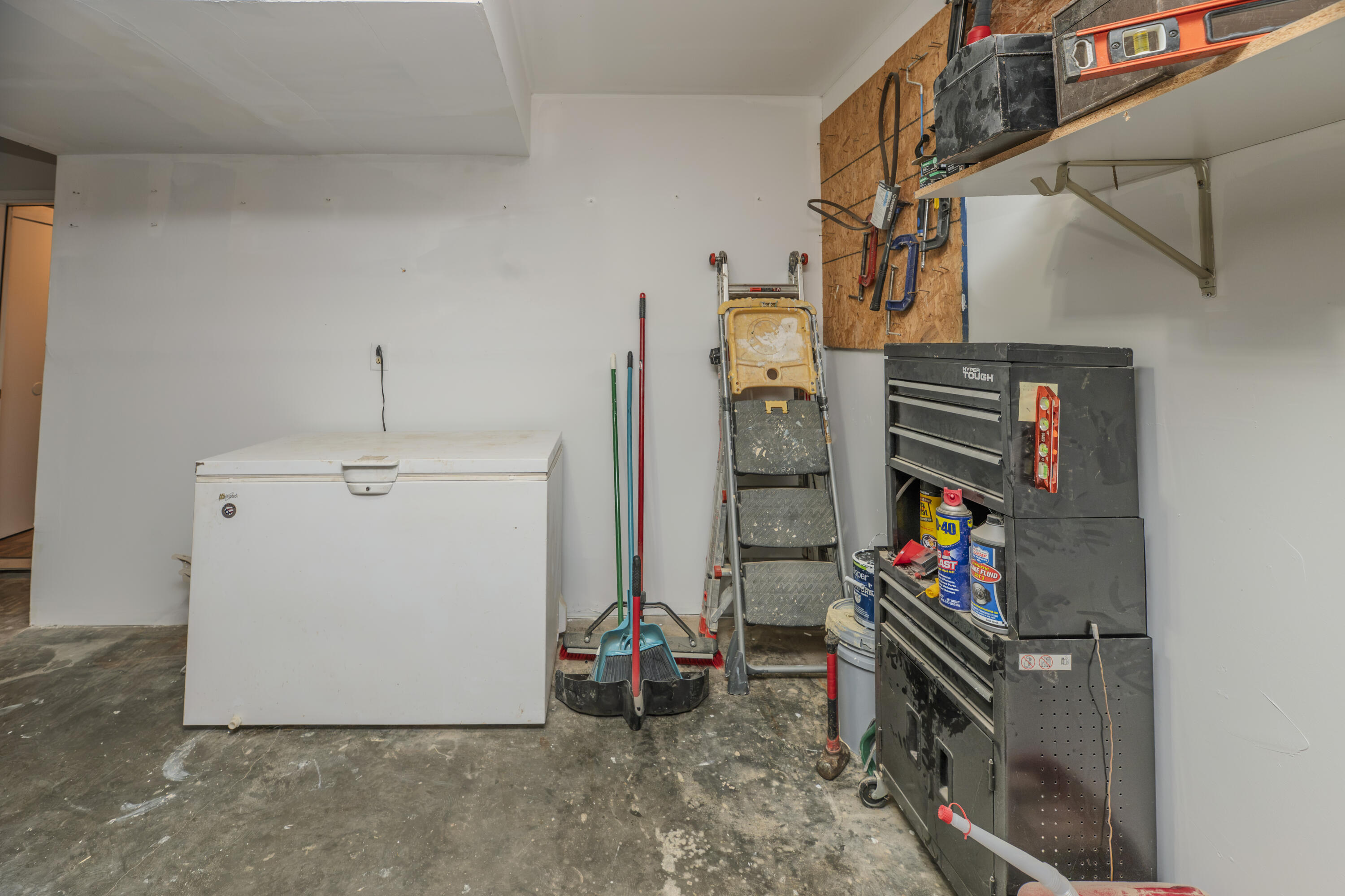 2102 Speck Ct Property Photo 52
